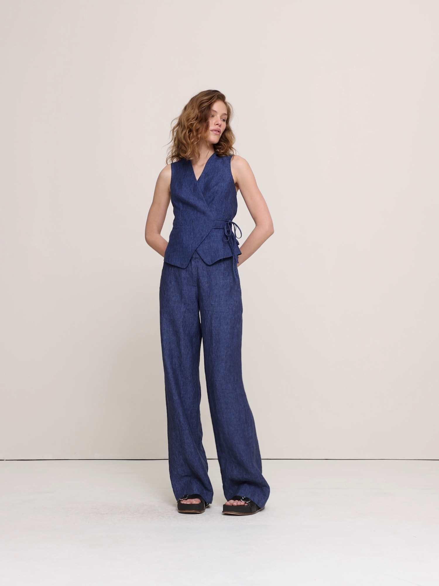 Linen Wrap Vest - thumbnail 6