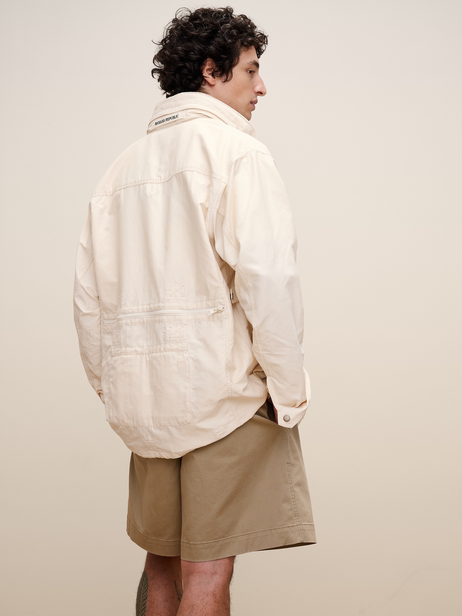 Мужская куртка Banana Republic Archive Reissue Packable, цвет: Мягкий белый — фото 2