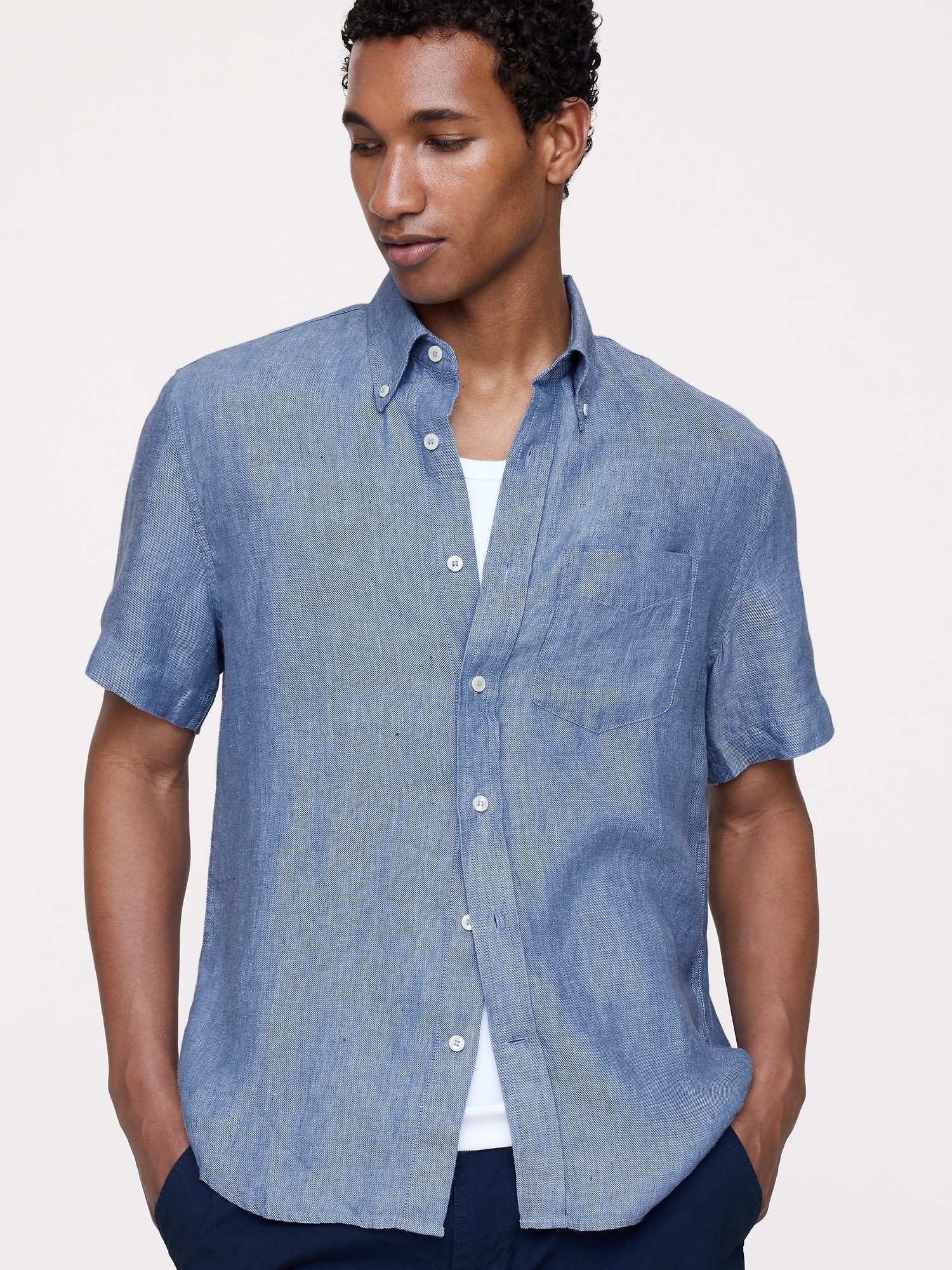 Image number 1 showing, Standard-Fit Linen Short-Sleeve Shirt