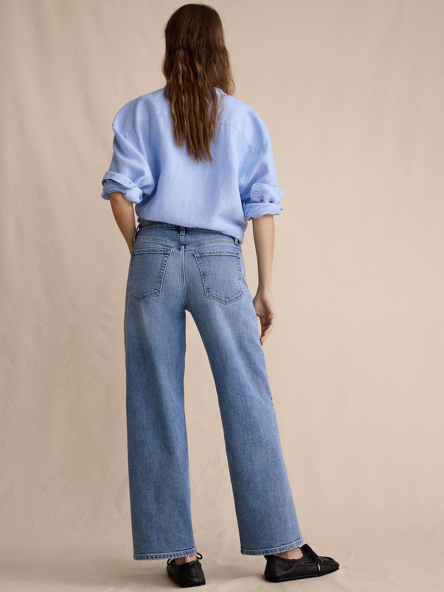Image number 8 showing, Mid-Rise 90s Loose Crop Jean