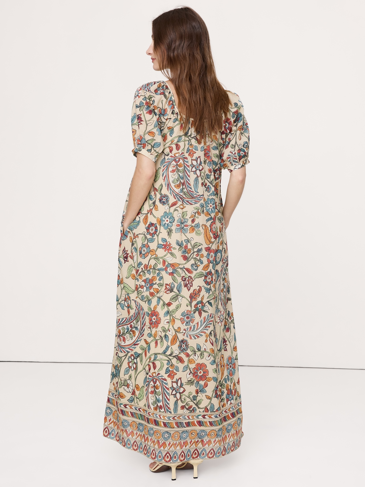 Image number 3 showing, Lightweight Cotton Scoop-Neck Maxi Dress