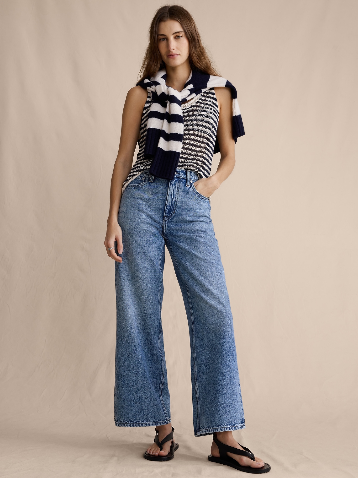 Image number 1 showing, The Icon Classic Wide-Leg Crop Jean
