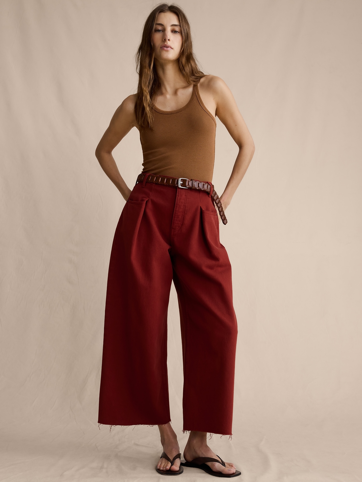 Image number 1 showing, Mid-Rise Loose Pleated Crop Jean