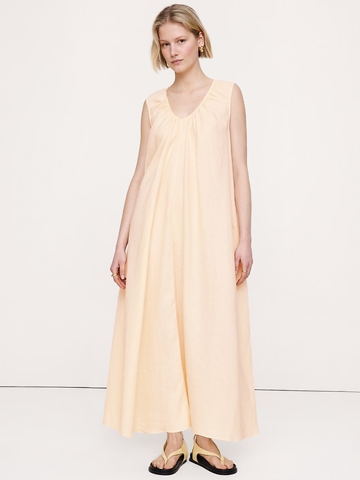 Linen Scoop-Neck Maxi Dress | Banana Republic