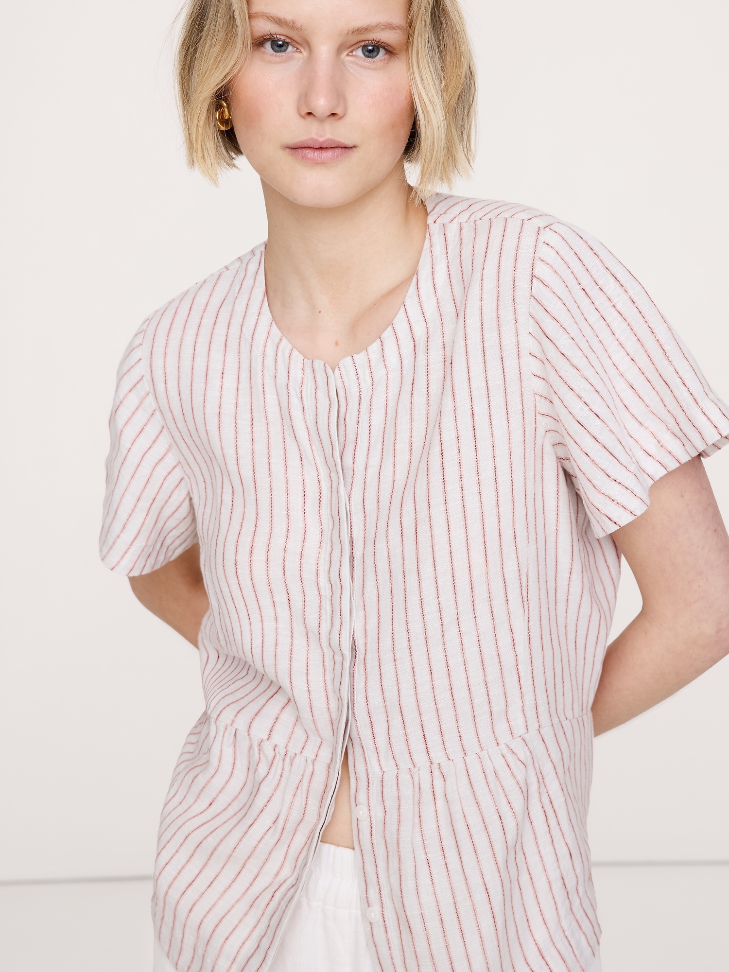 Image number 7 showing, Linen Flutter-Sleeve Top