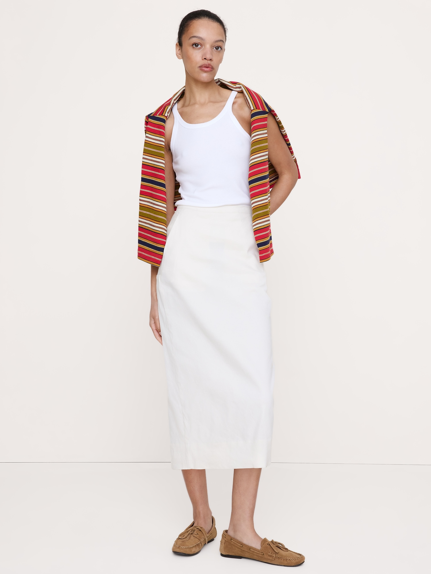Image number 1 showing, Stretch Linen-Viscose Pencil Skirt