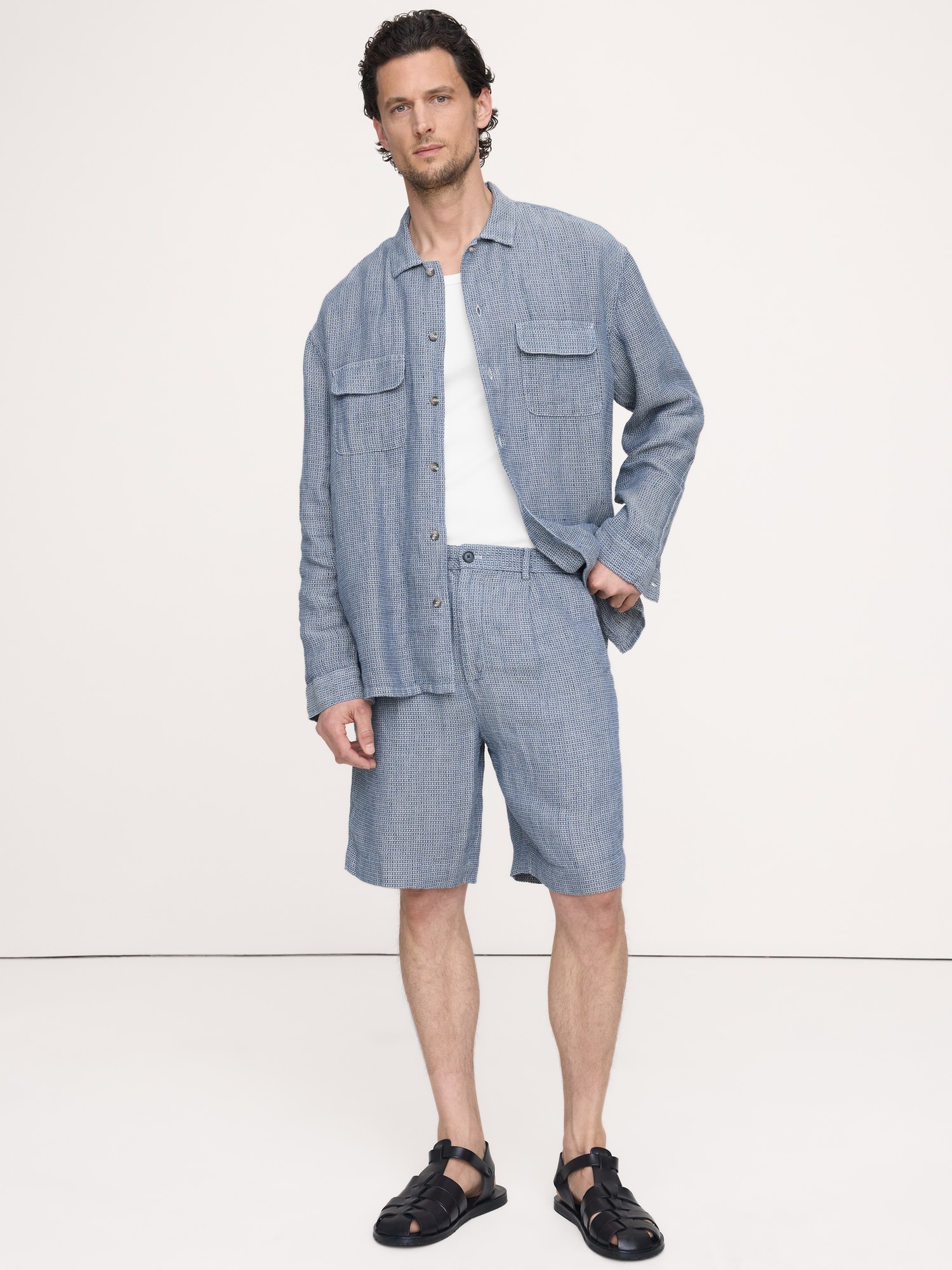 Image number 1 showing, 9" Pleated Linen-Cotton Pull-On Short