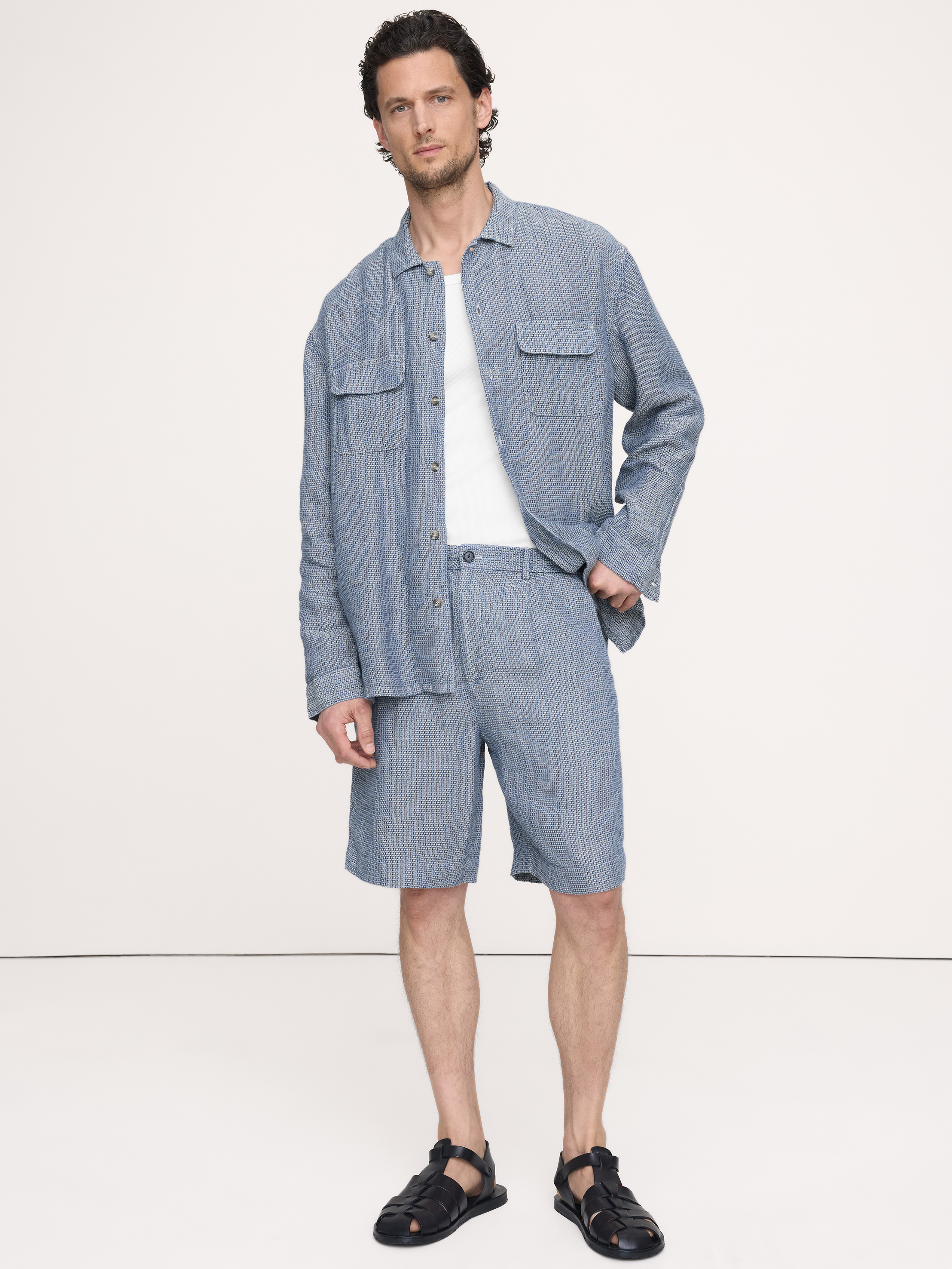 9" Pleated Linen-Cotton Pull-On Short