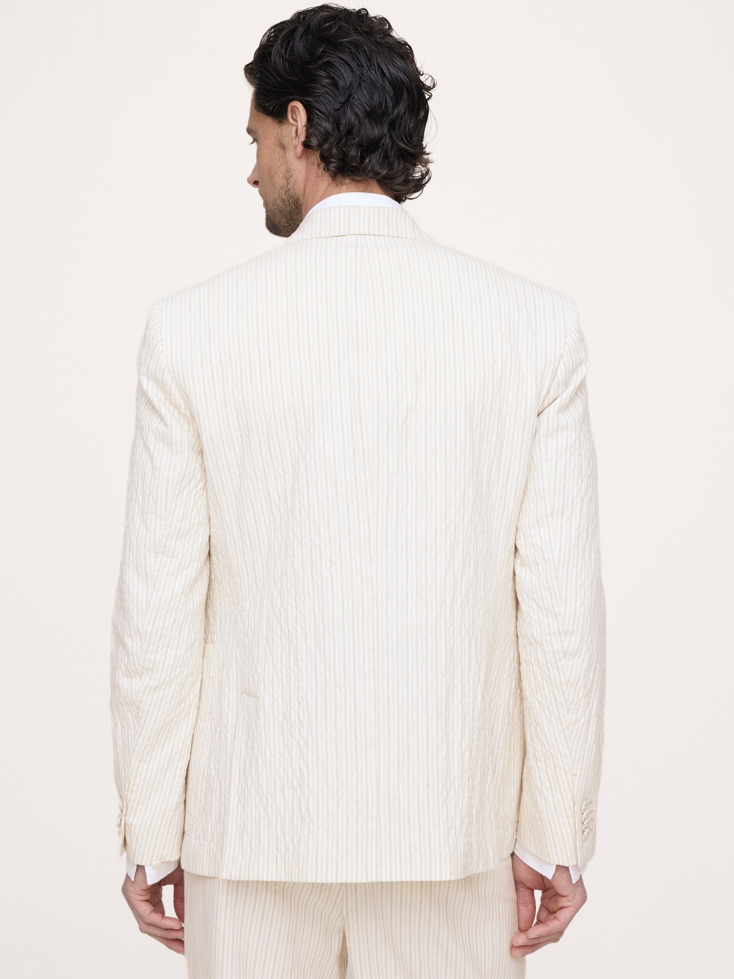 Image number 3 showing, Double-Breasted Italian Cotton-Linen Seersucker Suit Jacket