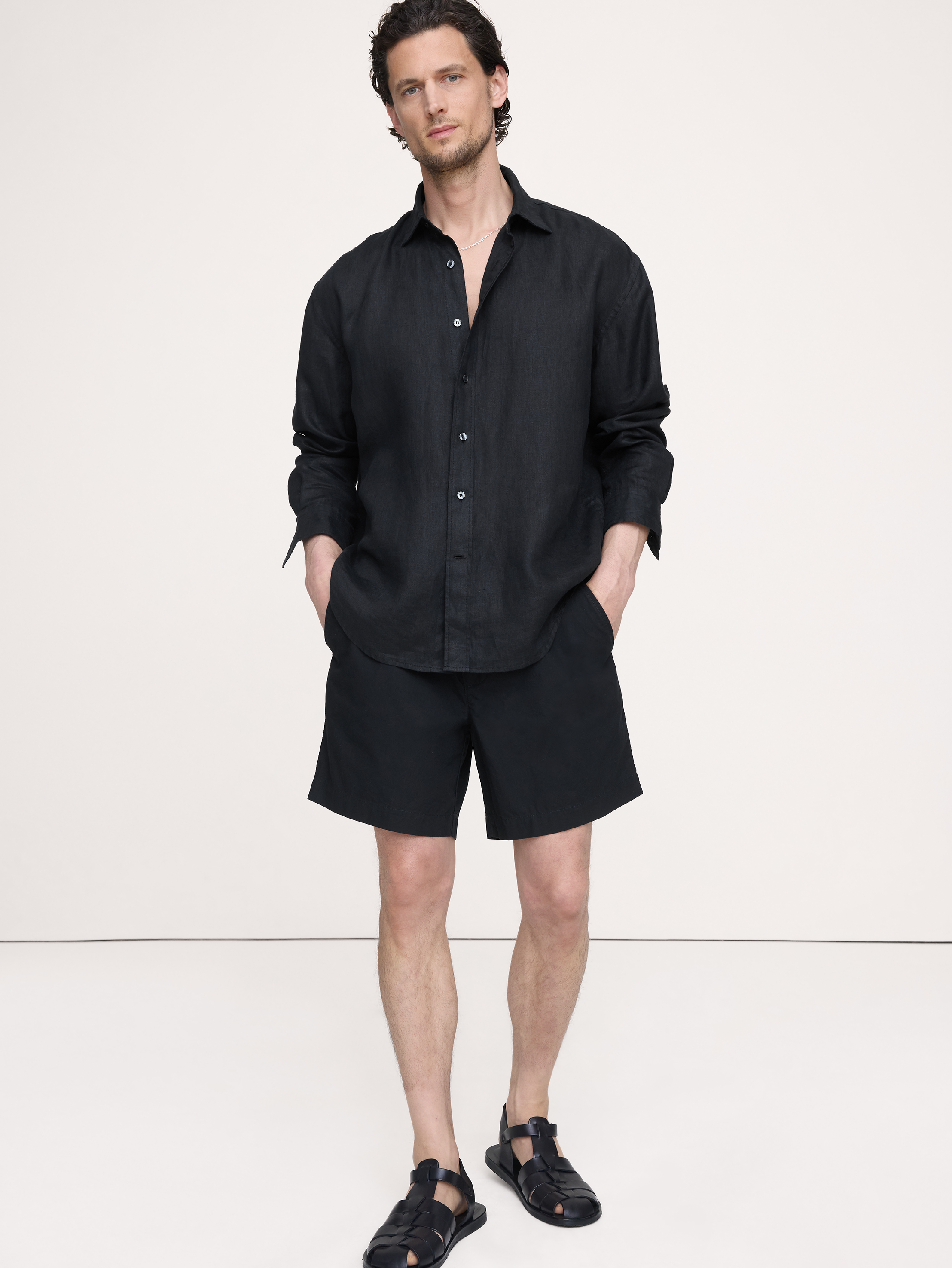 The Weekender 7" Pull-On Short in Cotton