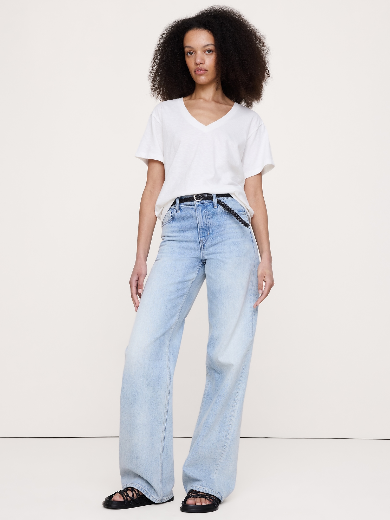 Image number 1 showing, Cotton Slub Boyfriend V-Neck T-Shirt