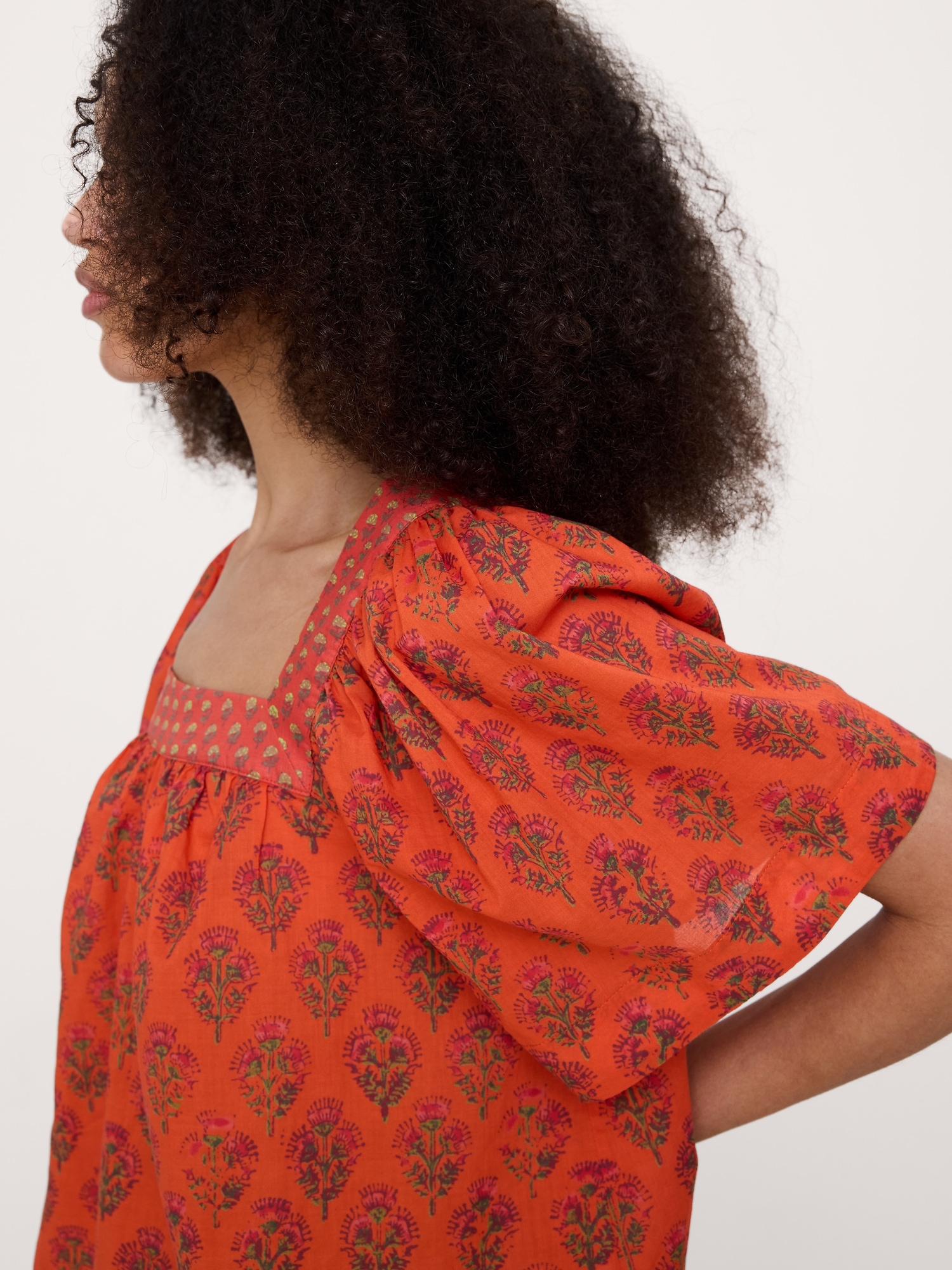 Image number 3 showing, Lightweight Cotton Square-Neck Top