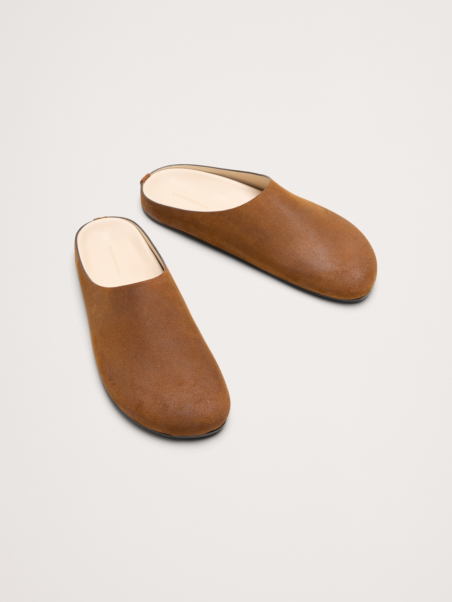 Мужские сабо Banana Republic Leather Clog, цвет: Нубуковый кожаный — фото 3