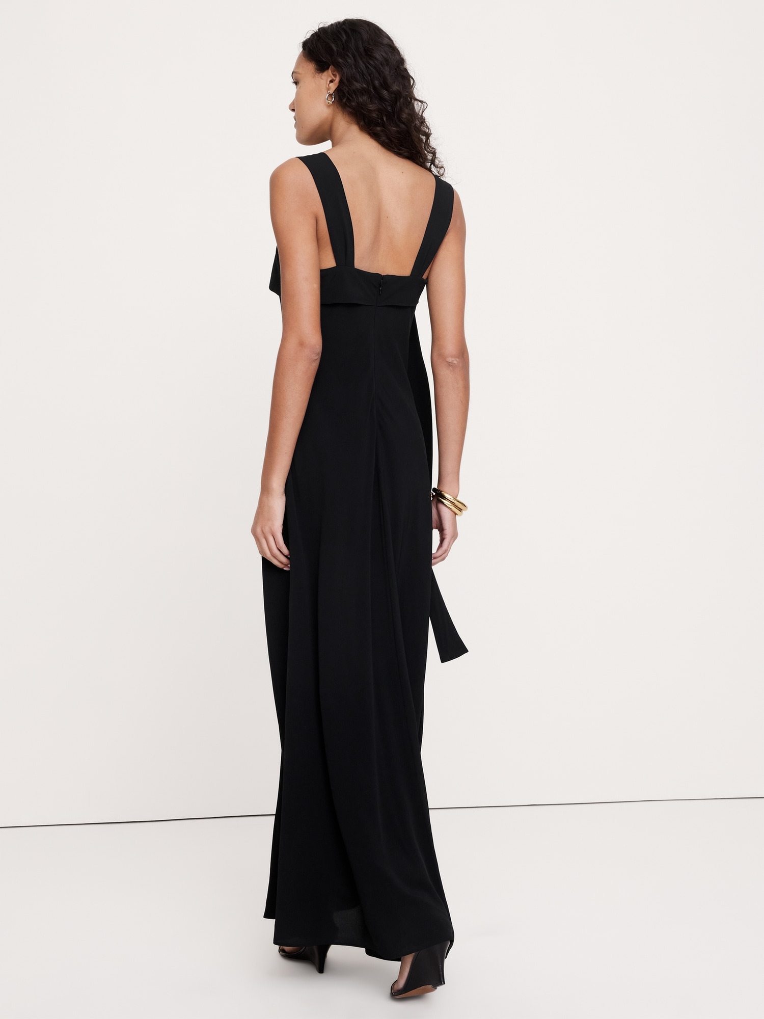Женское платье Banana Republic Drapey Georgette Bias-Cut Slip, цвет: Чёрный — фото 2