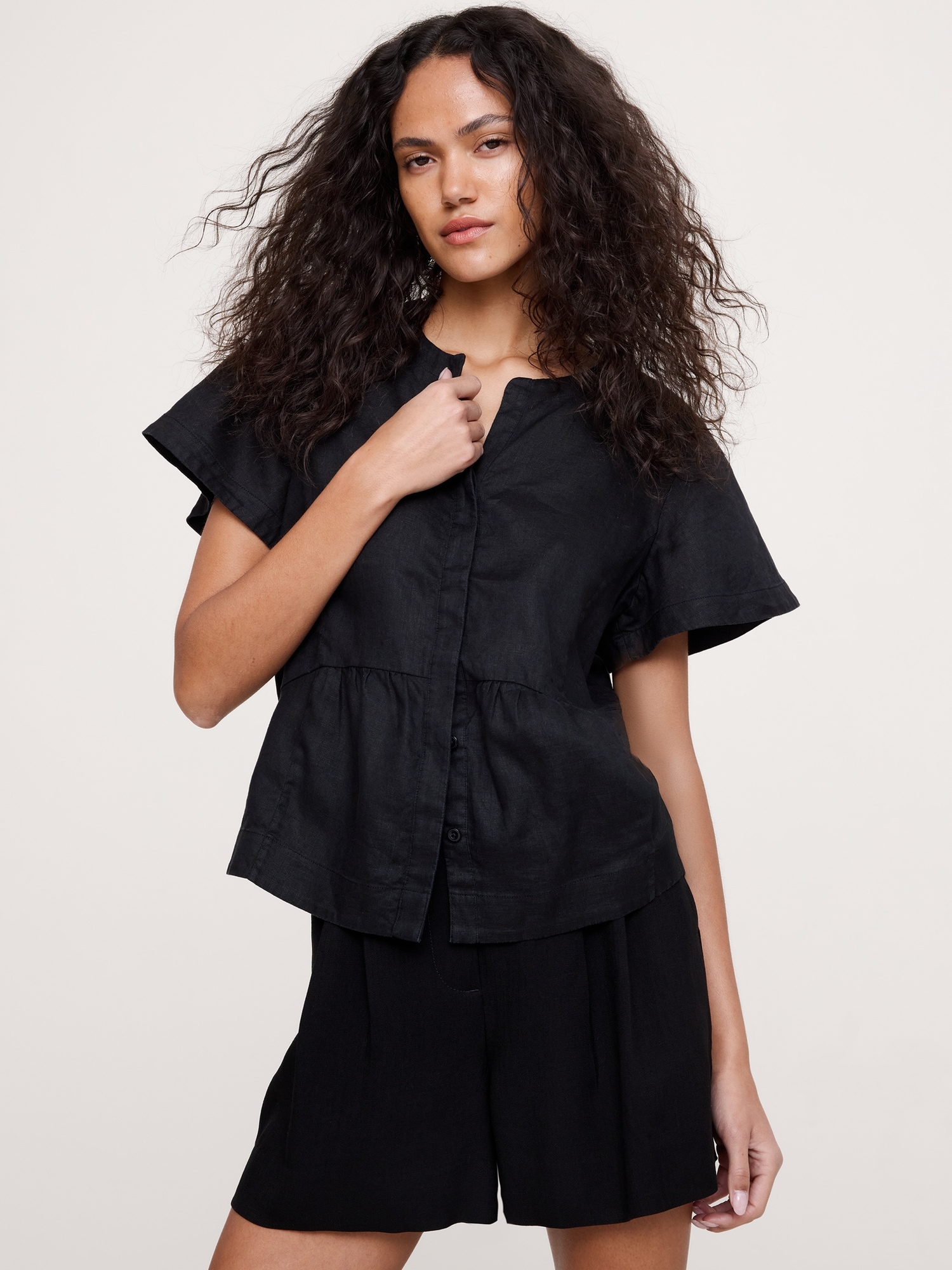 Image number 7 showing, Linen Flutter-Sleeve Top