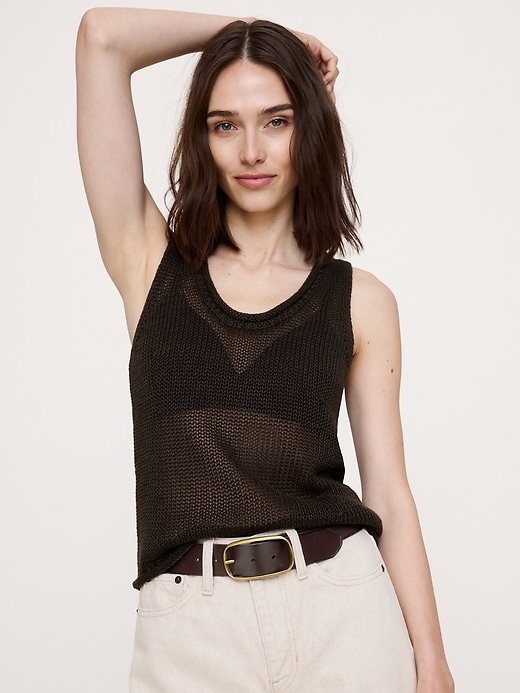 Leather Oval-Buckle Belt | Banana Republic display picture 3