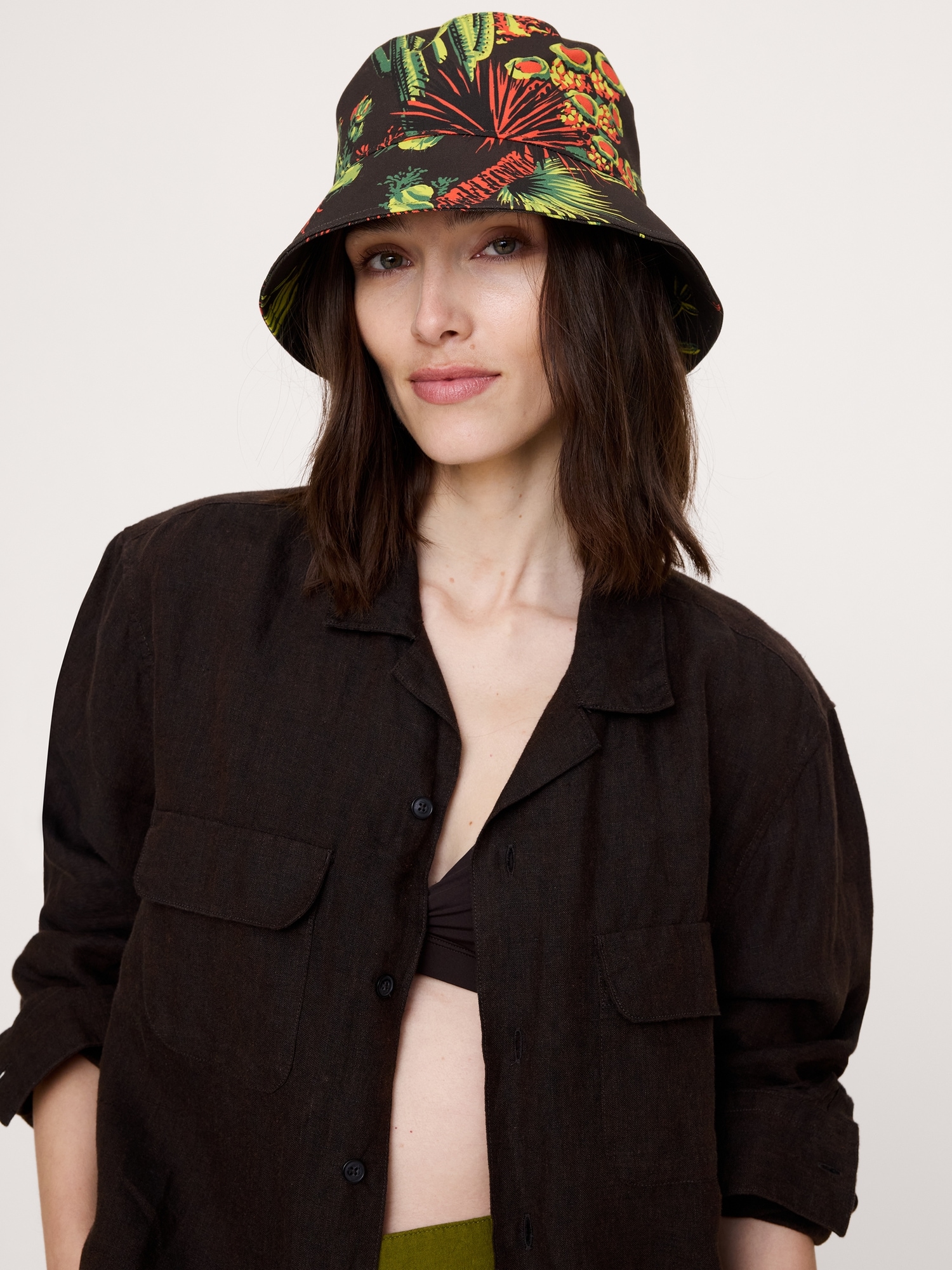 Image number 2 showing, Cotton Canvas Bucket Hat with Pocket