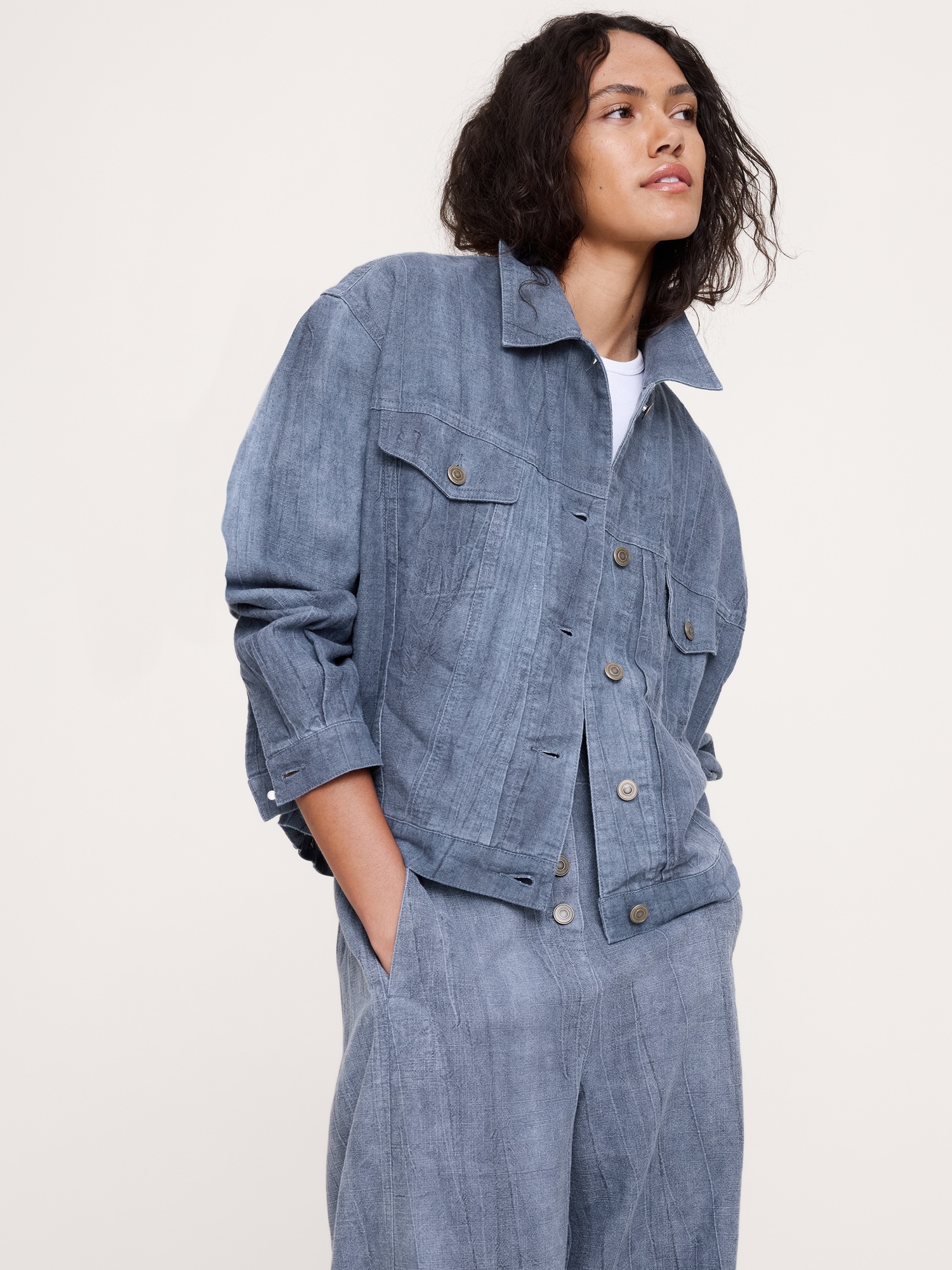 Image number 4 showing, High-Rise Relaxed Barrel Ramie-Cotton Pant