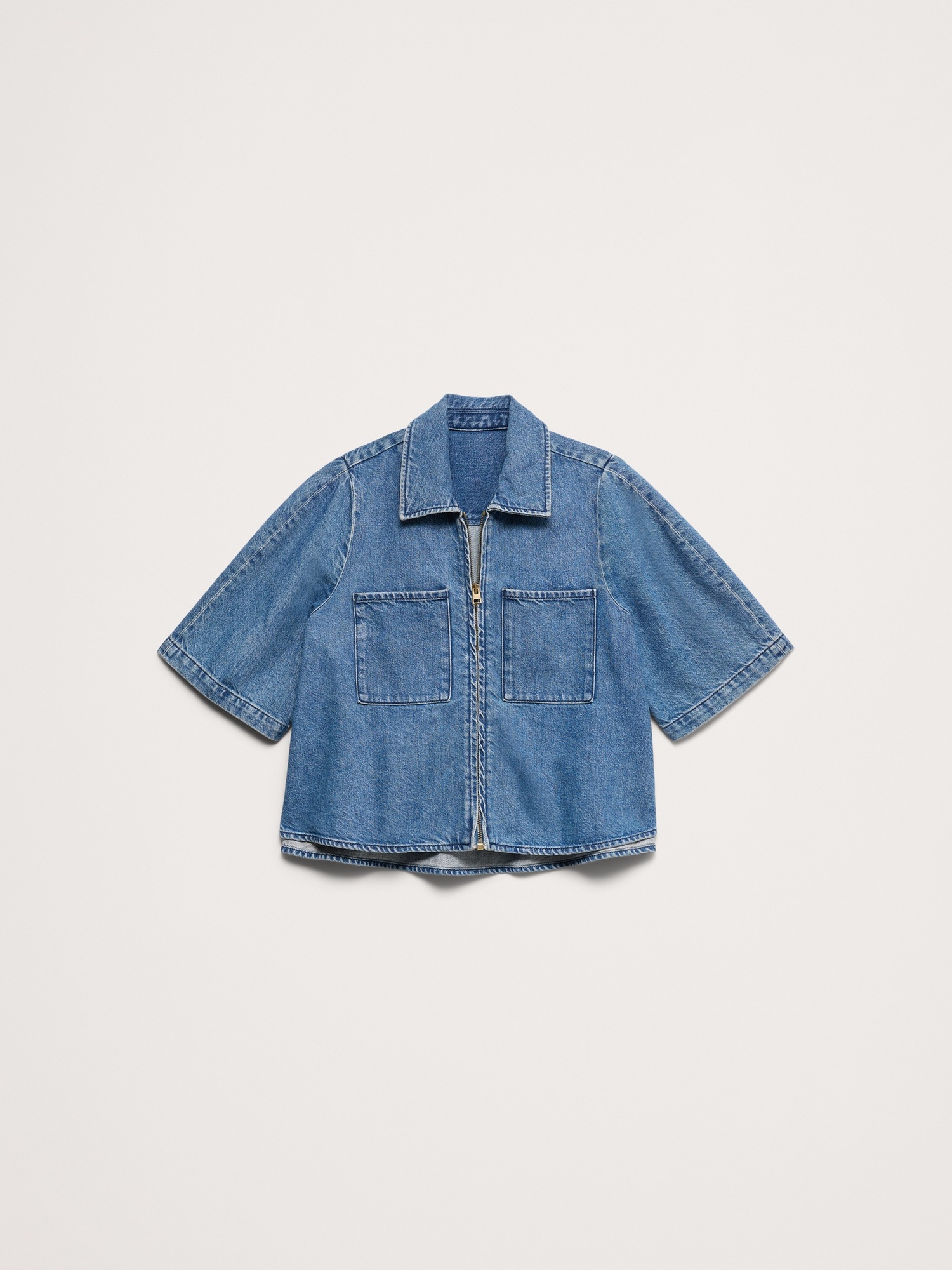 Женская куртка Banana Republic Denim Flare-Sleeve, цвет: Средняя варка — фото 4