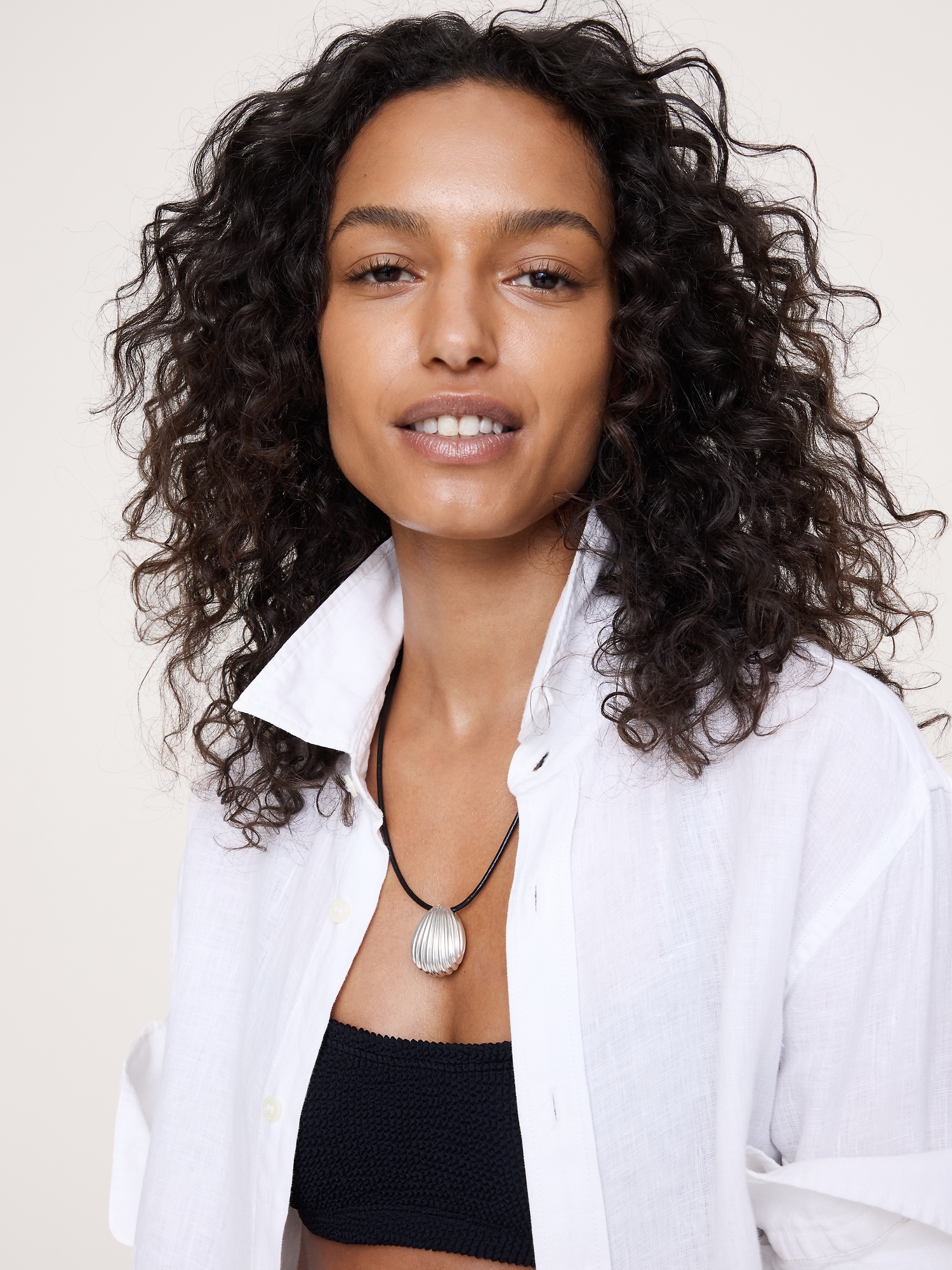 Image number 2 showing, Shell Cord Necklace