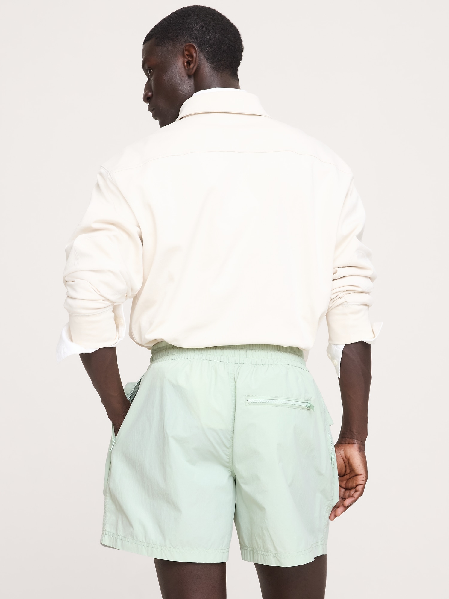 Image number 3 showing, 6" Nylon Multi-Pocket Pull-On Short