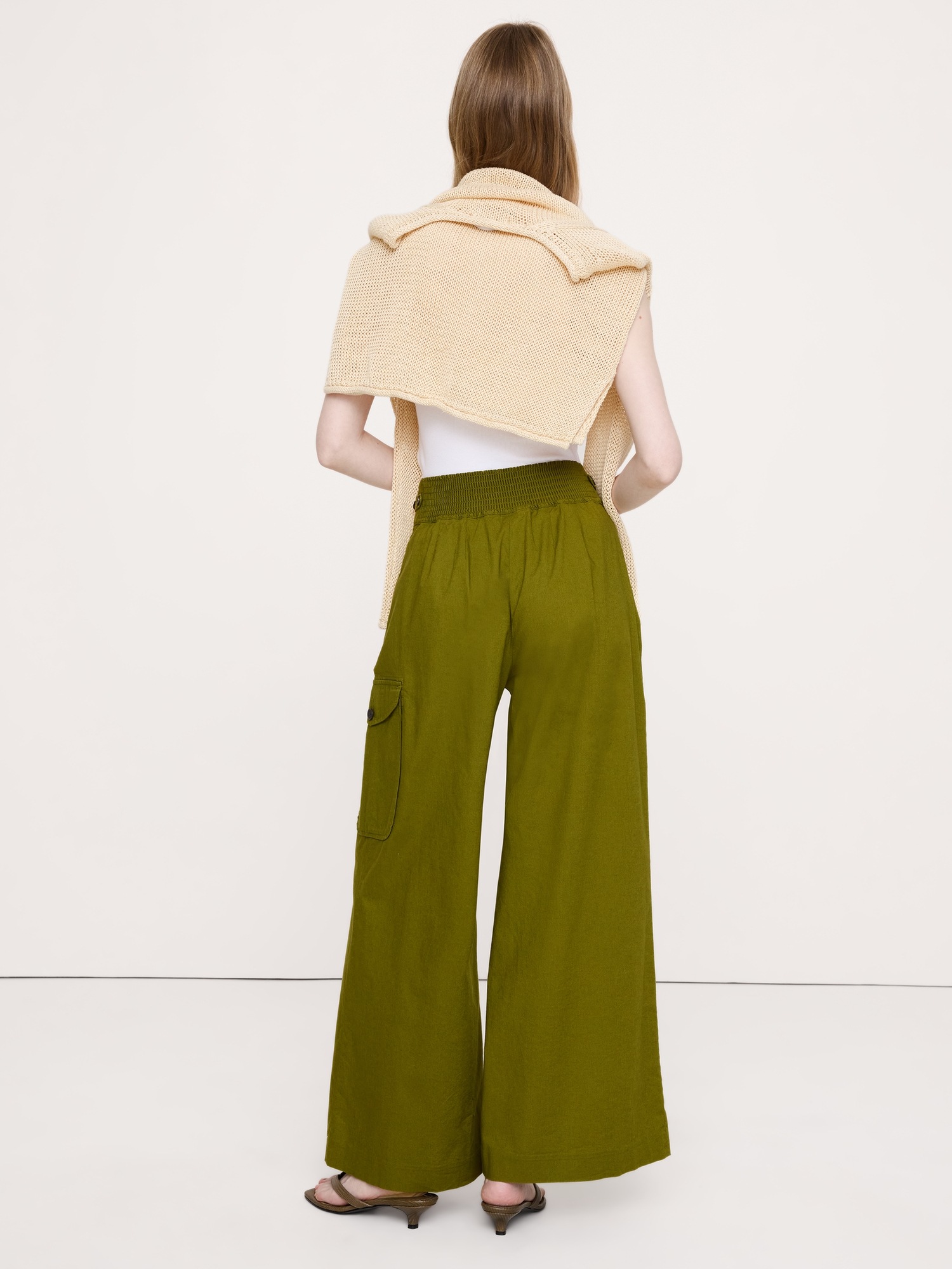 Женские брюки Banana Republic Heritage Explorer High-Rise Wide-Leg Pant, цвет: Зелёный — фото 2