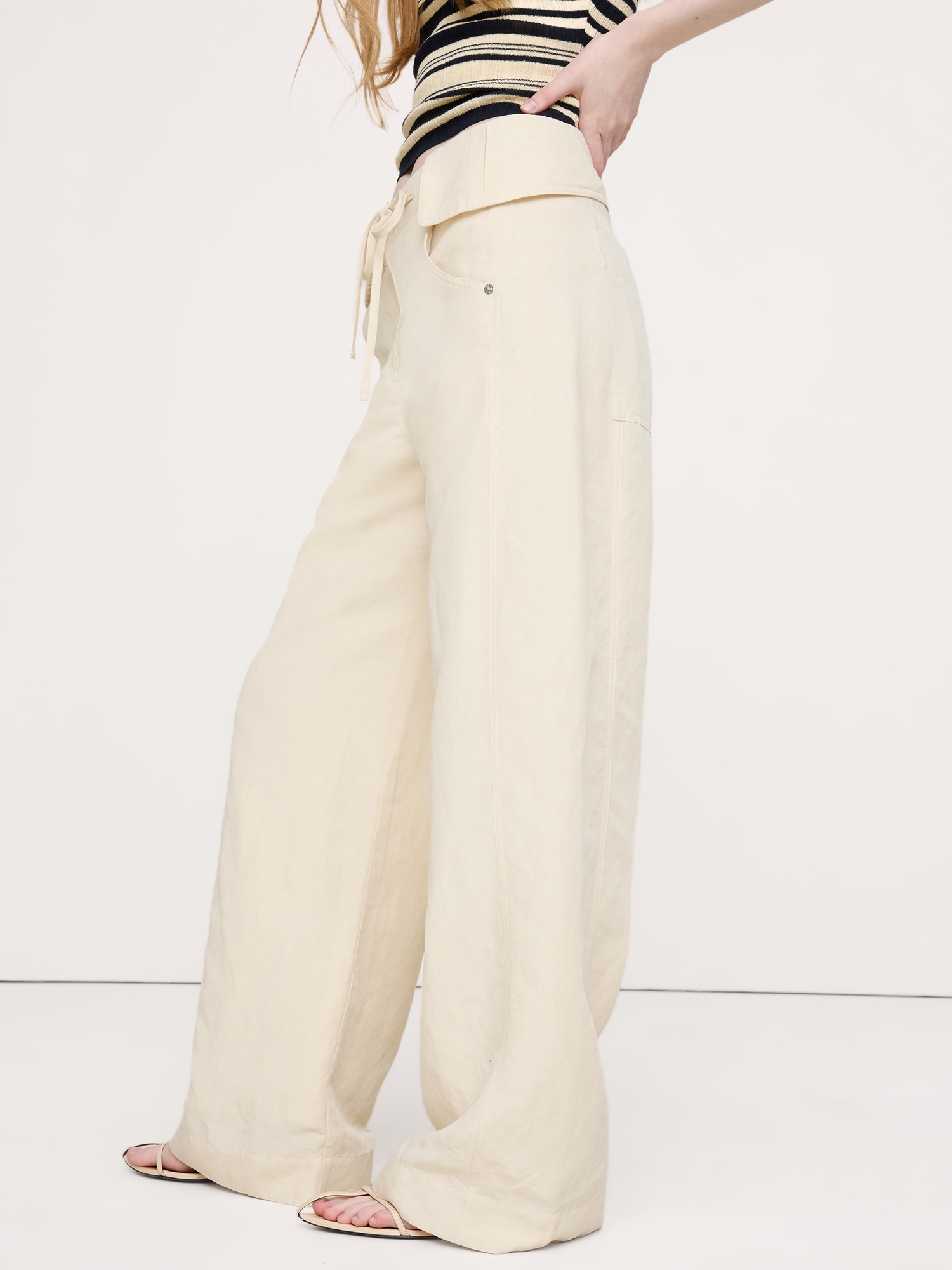 Image number 7 showing, Wide-Leg TENCEL™-Linen Pant with Foldover Waistband