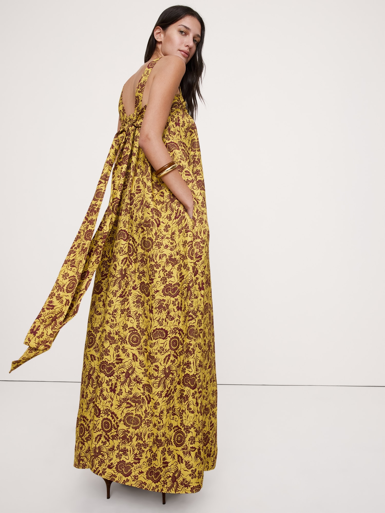 Image number 5 showing, Viscose-Linen Gathered Maxi Dress
