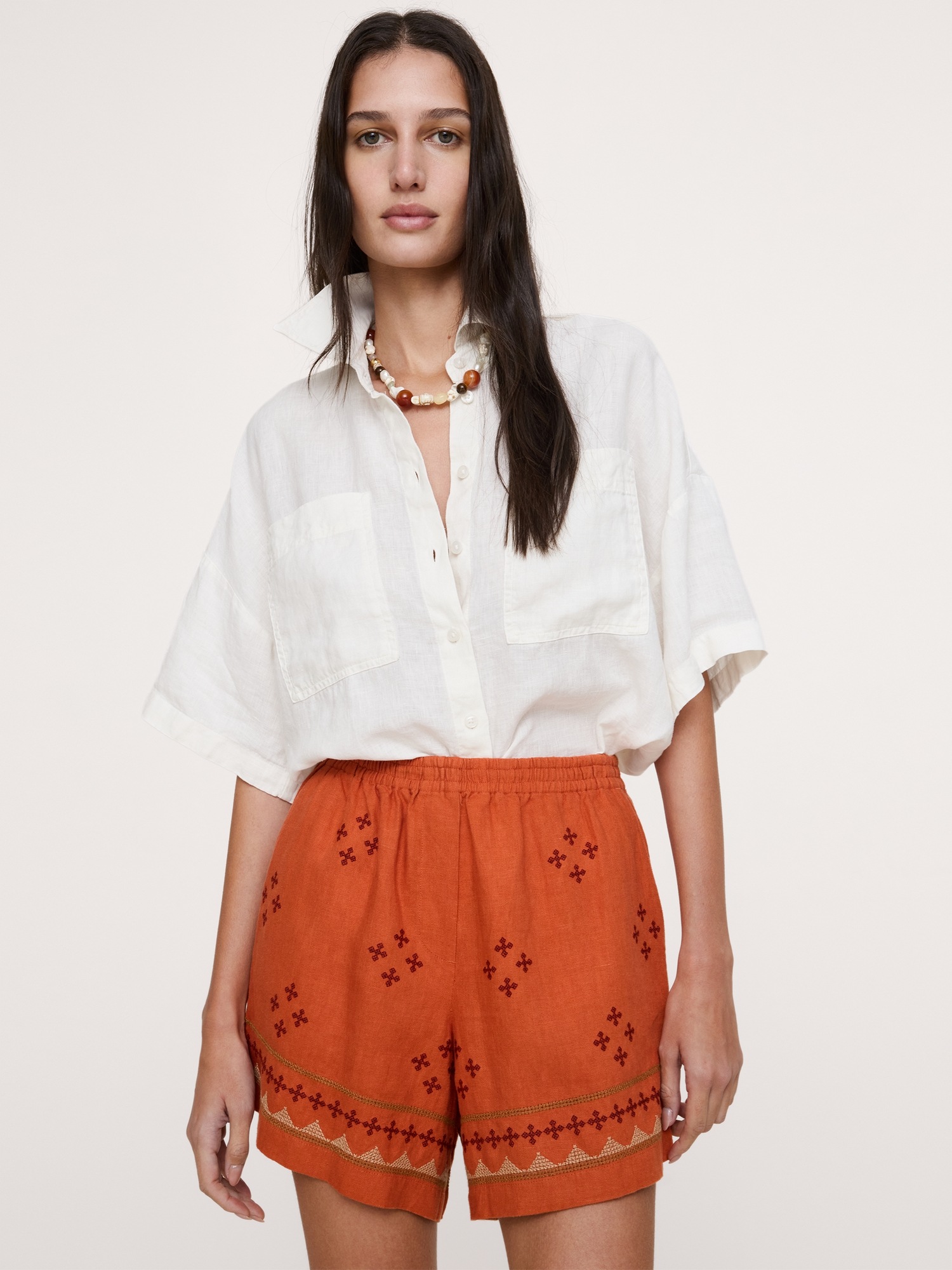 Женские шорты Banana Republic Embroidered Linen 4" Pull-On Short, цвет: Яркий глиняный красный — фото 5