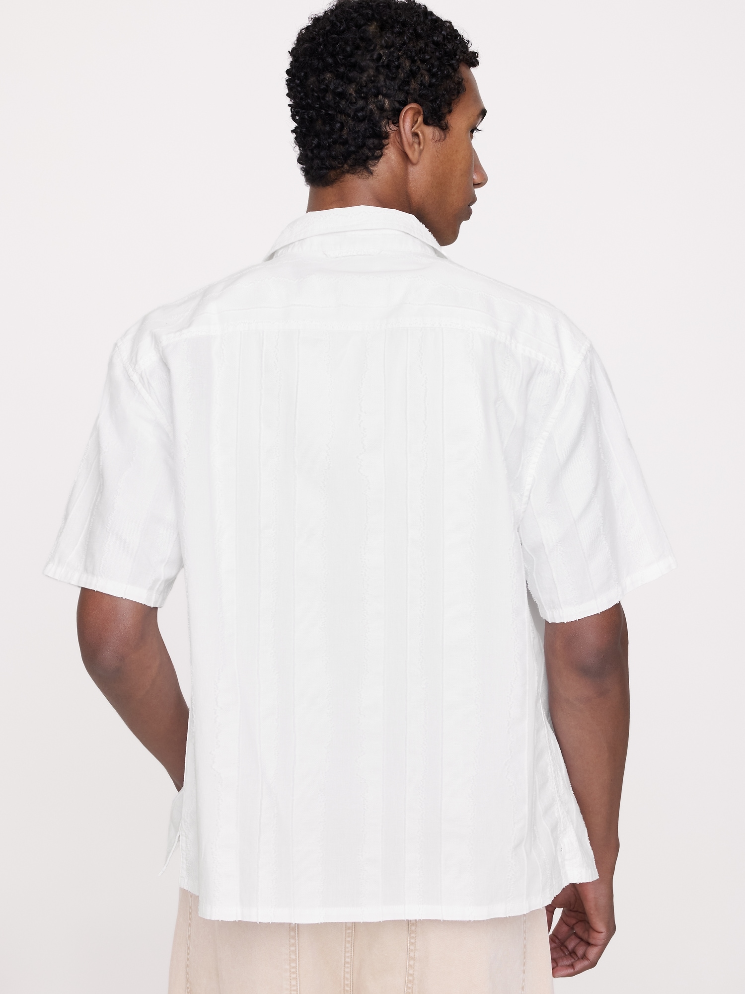 Image number 2 showing, Relaxed-Fit Cotton-Linen Jacquard Resort Shirt