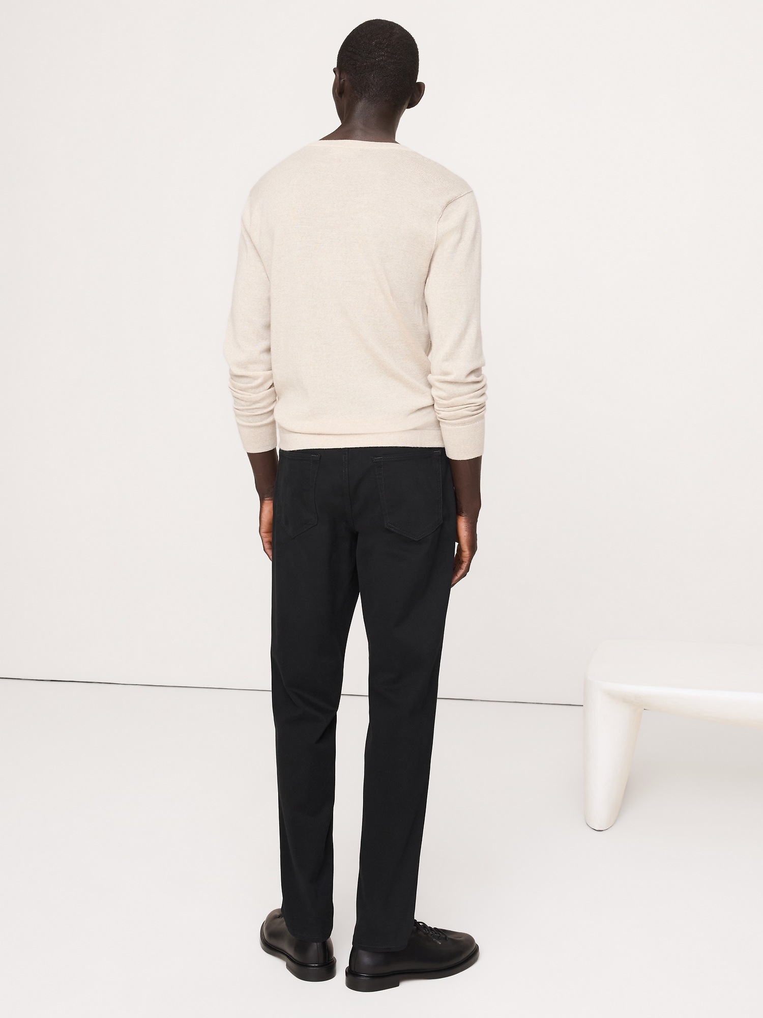 Мужские брюки Banana Republic Athletic Traveler Pant, цвет: Чёрный — фото 3
