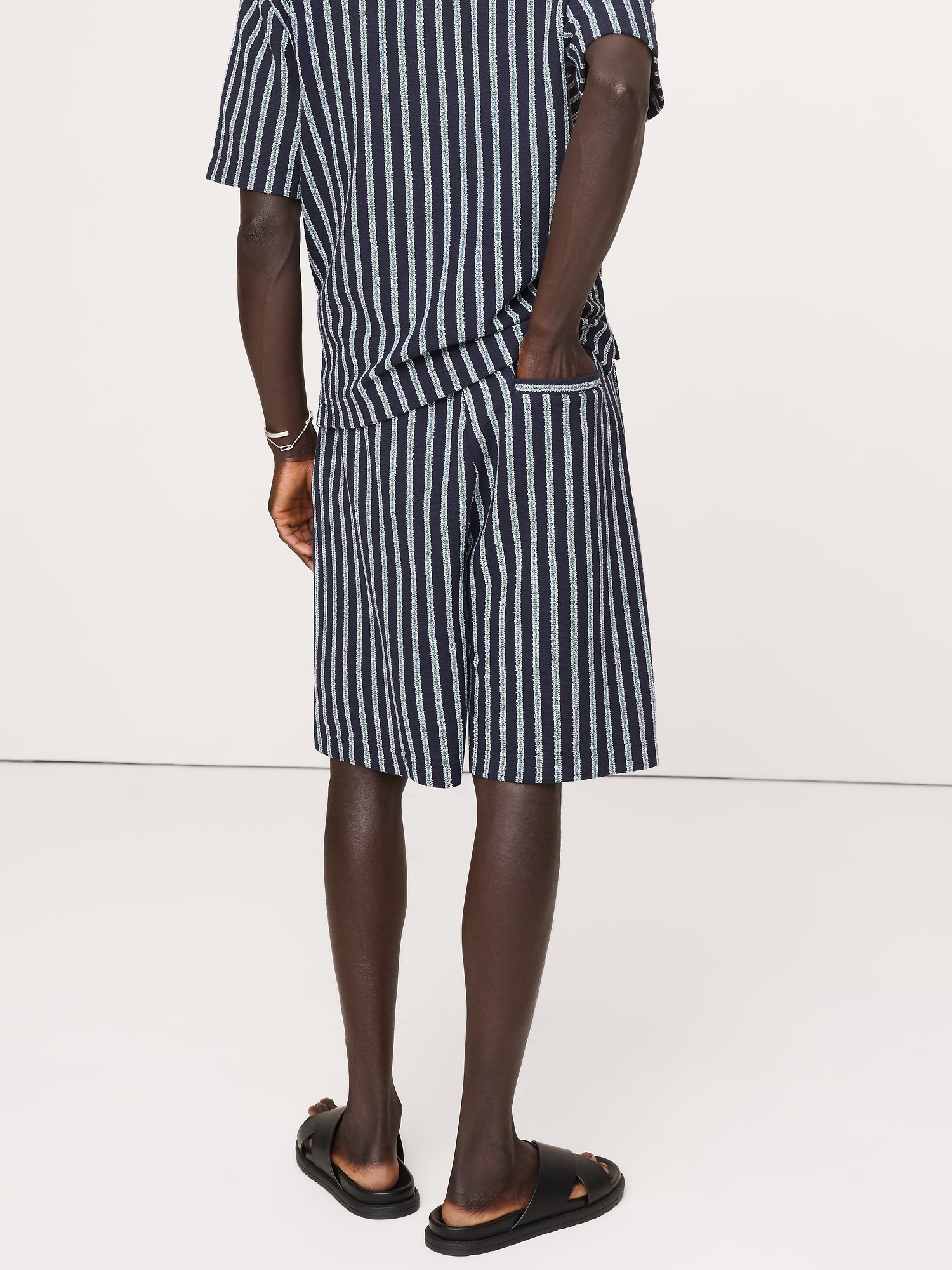 Image number 2 showing, Jacquard Stripe Pleated Pull-On Short