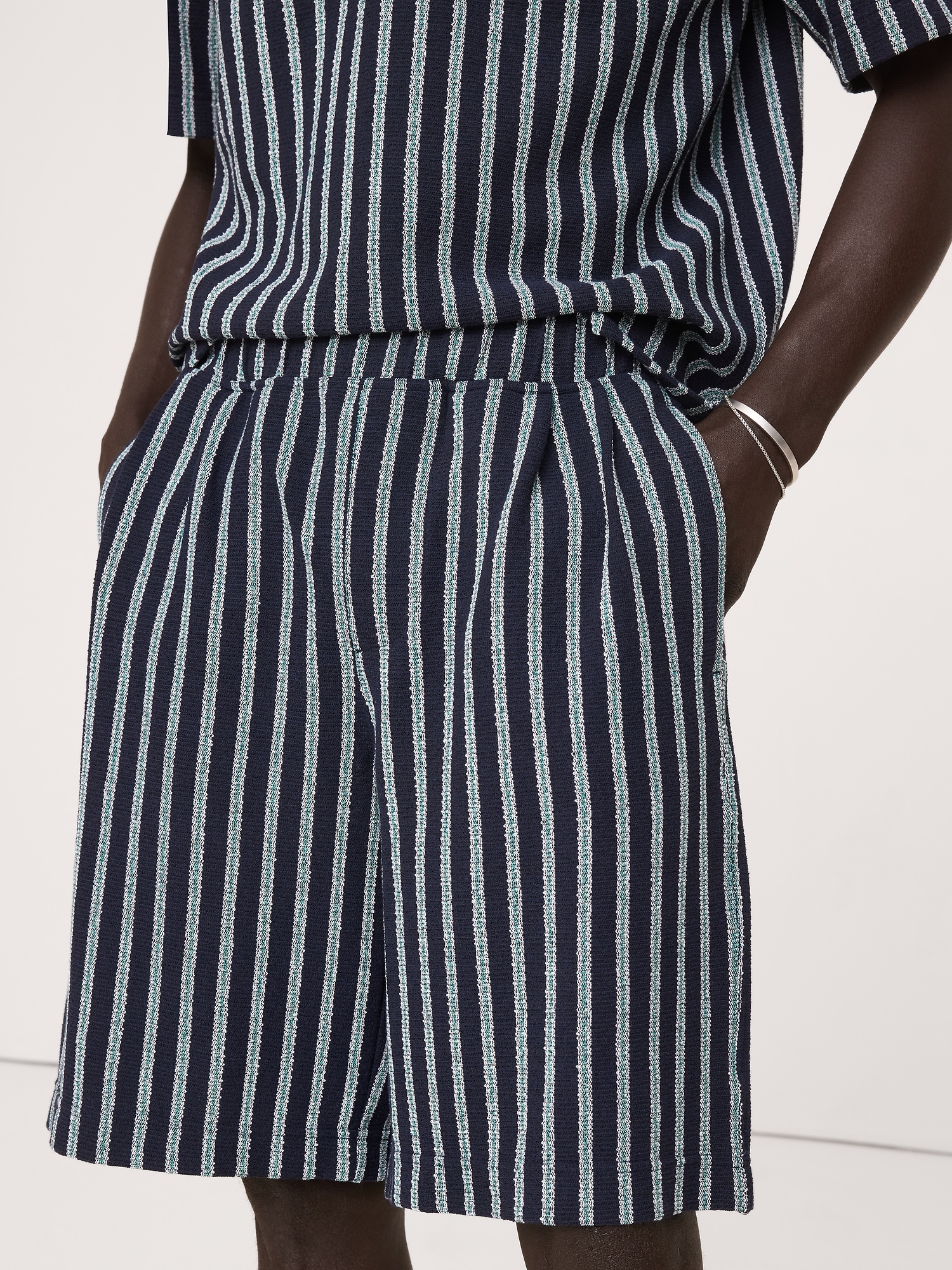 Image number 3 showing, Jacquard Stripe Pleated Pull-On Short