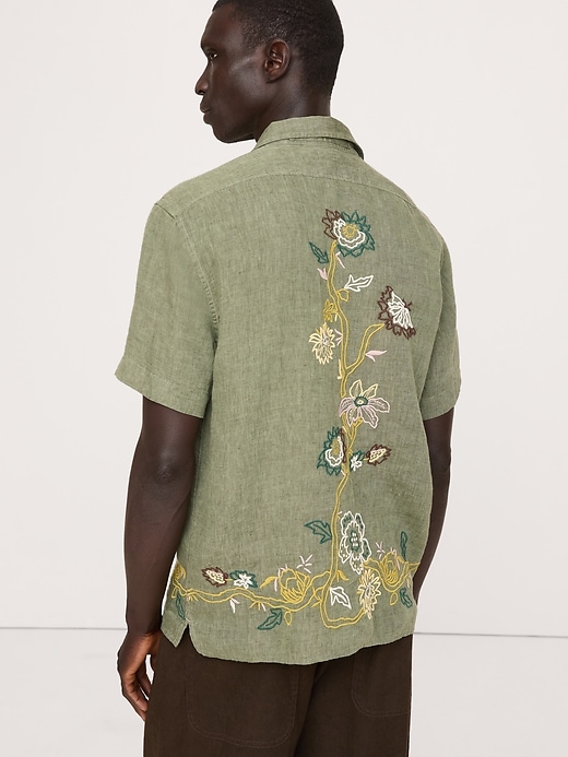 Standard-Fit Embroidered Linen Resort Shirt | Banana Republic