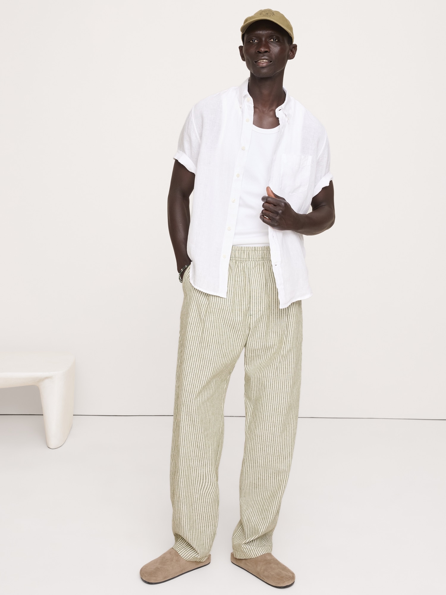 Image number 1 showing, Relaxed Linen-Cotton Pleated Pull-On Pant