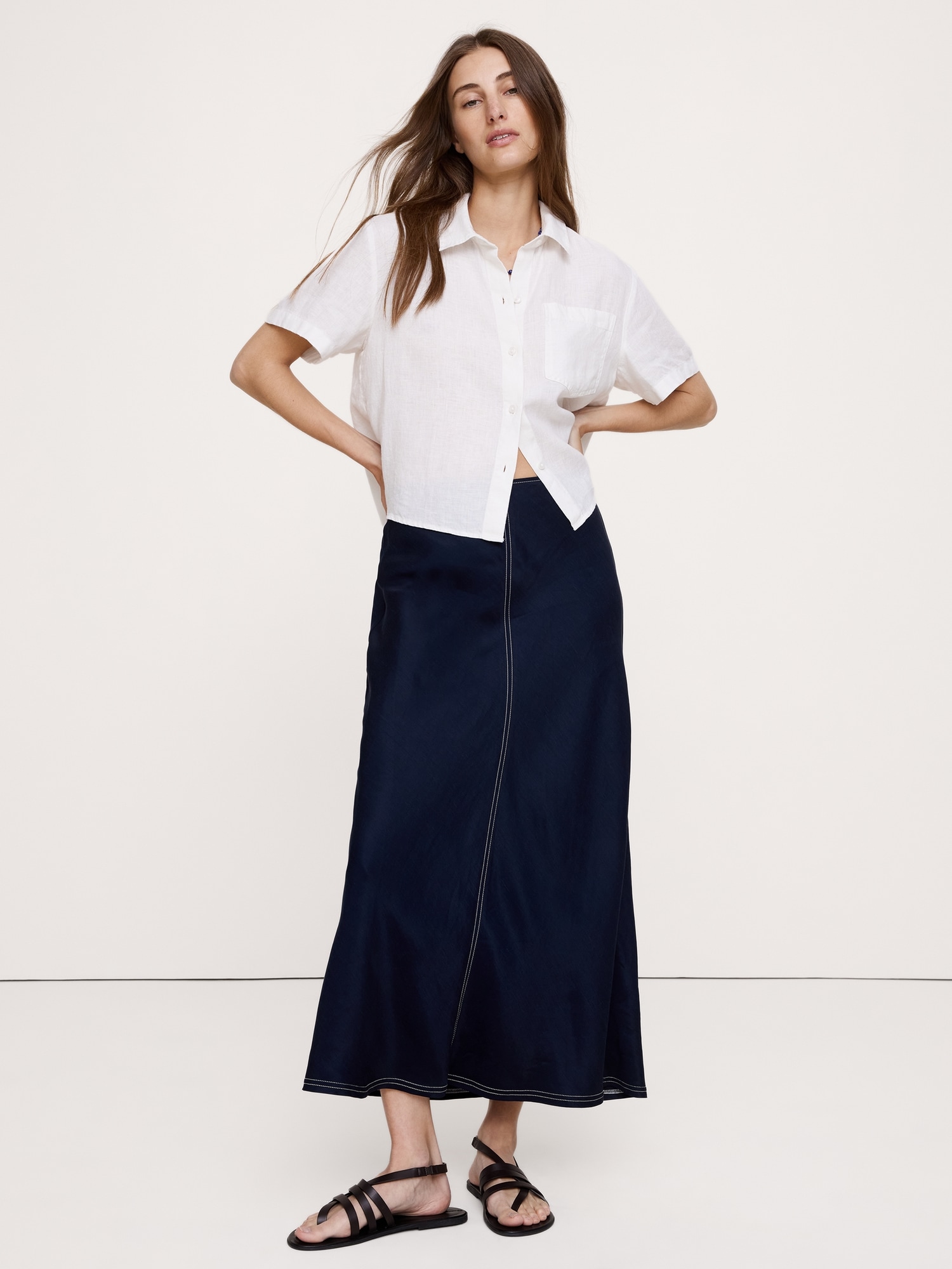 Image number 3 showing, Viscose-Linen Bias-Cut Maxi Skirt