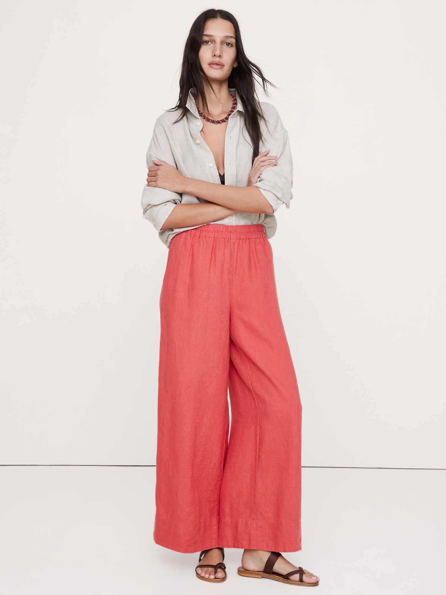 Женские брюки Banana Republic High-Rise Wide-Leg Linen Pull-On Ankle Pant, цвет: Красный — фото 4