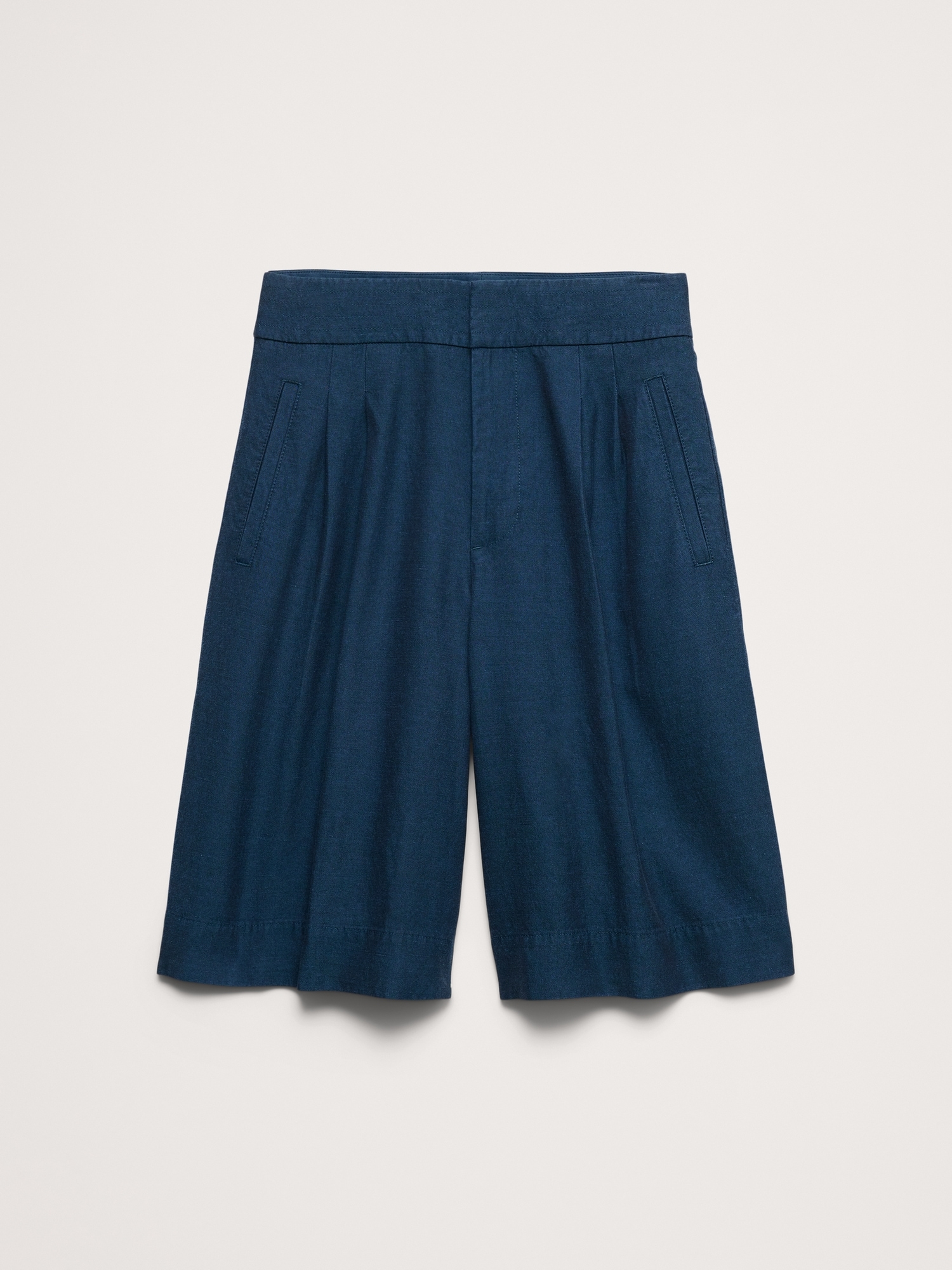 Image number 5 showing, TENCEL™-Cotton-Linen Bermuda Short