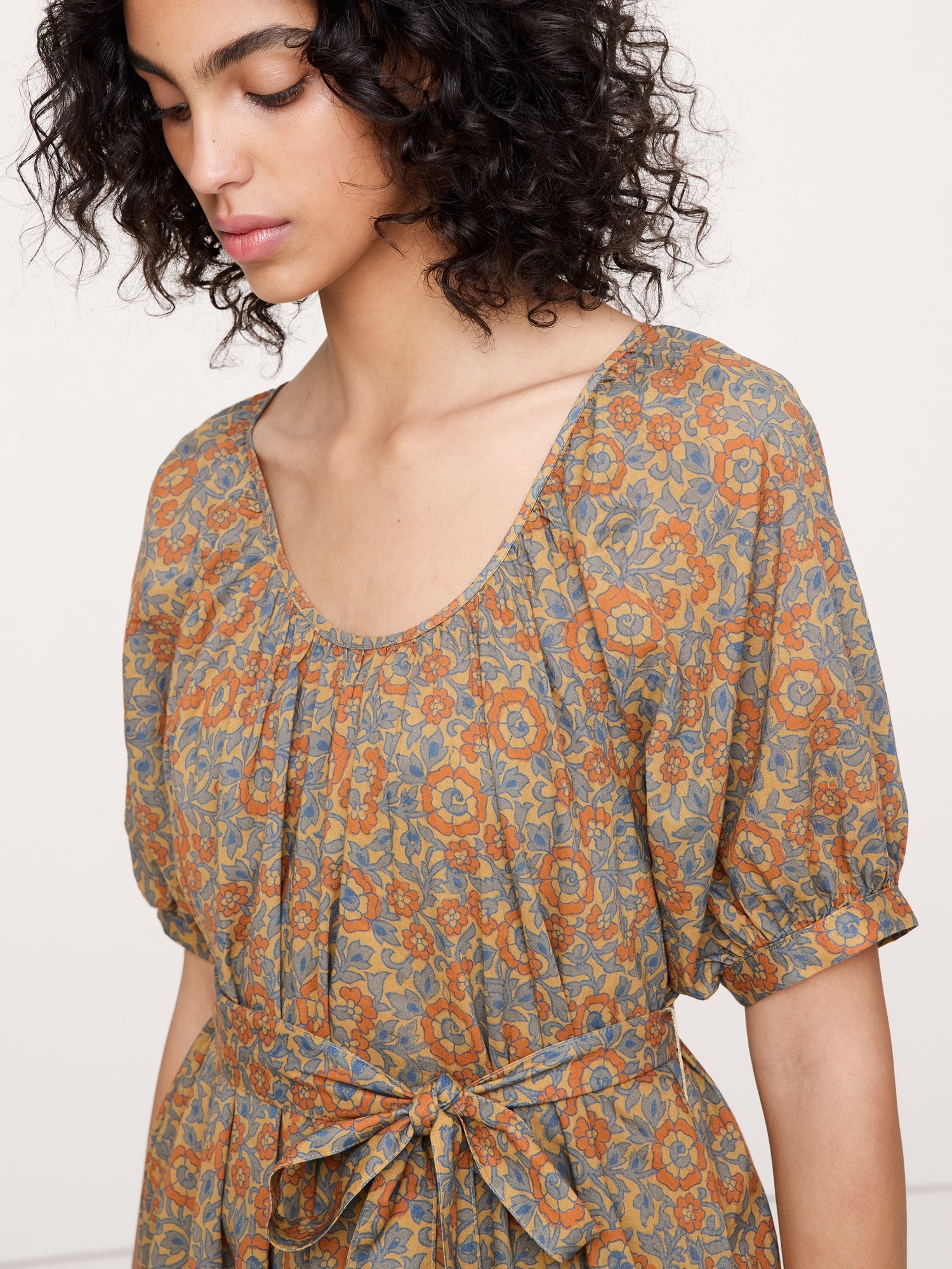 Image number 4 showing, Lightweight Cotton Scoop-Neck Maxi Dress