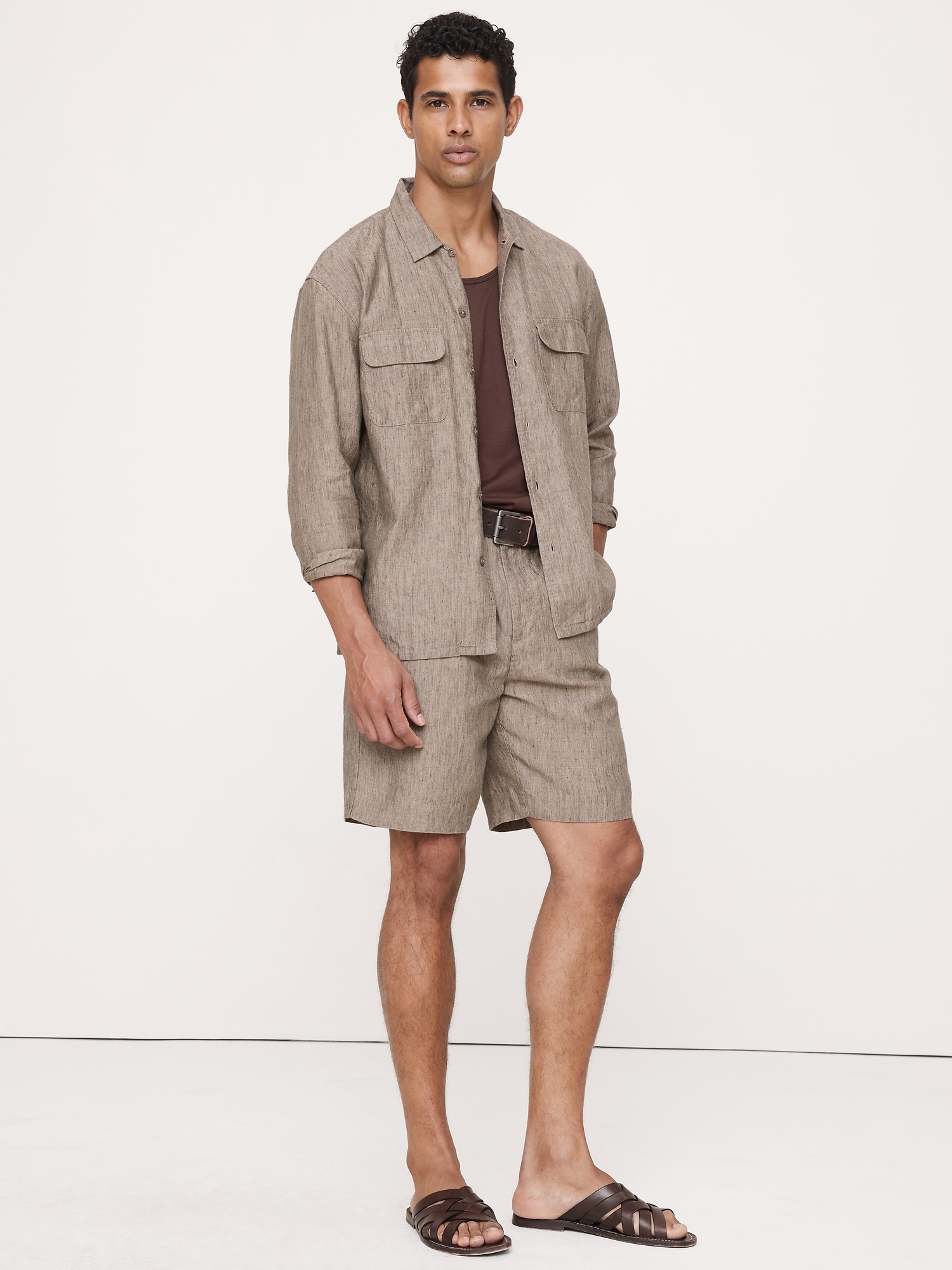 Image number 3 showing, 9" Pleated Linen-Cotton Pull-On Short