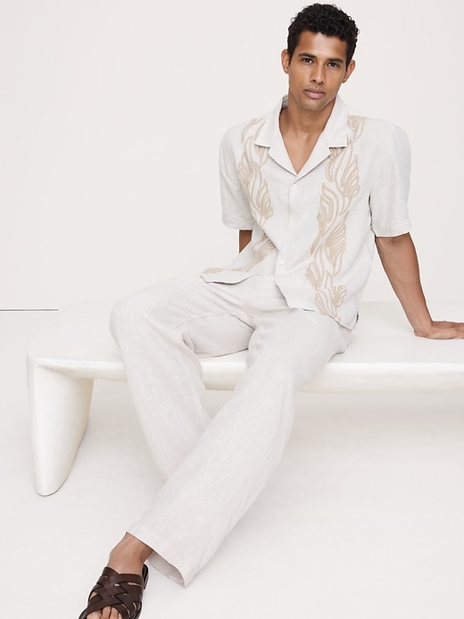 Relaxed-Fit Embroidered Linen Resort Shirt | Banana Republic