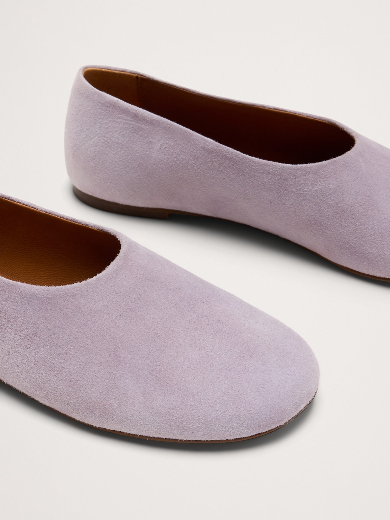 Женские балетки Banana Republic Italian Suede Ballet Flat, цвет: Сиреневый — фото 6