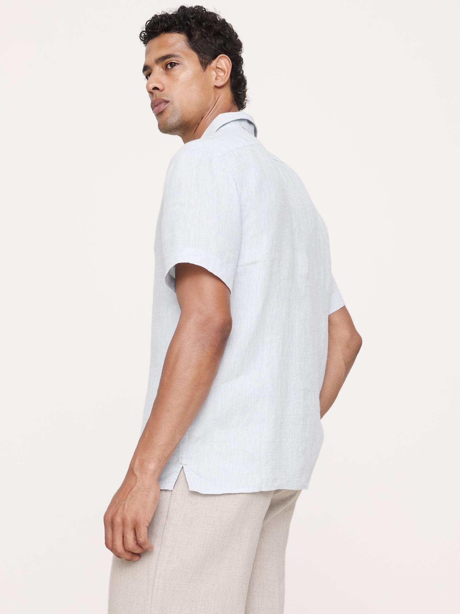 Image number 2 showing, Standard-Fit Linen Resort Shirt