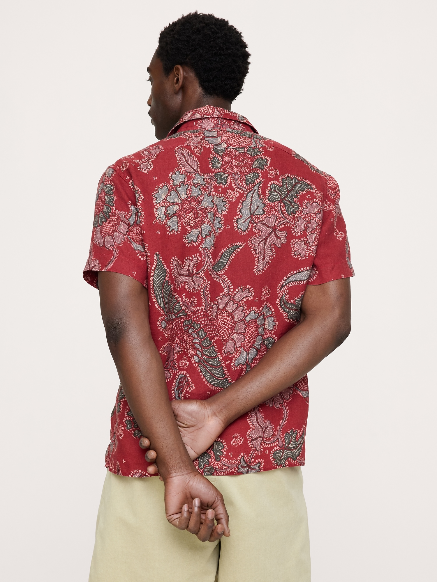 Image number 2 showing, Standard-Fit Linen Resort Shirt