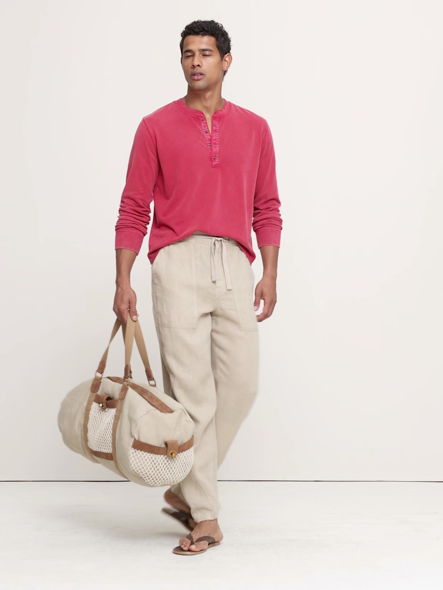 Мужская футболка Banana Republic Archive Reissue Henley, цвет: Красный — фото 5