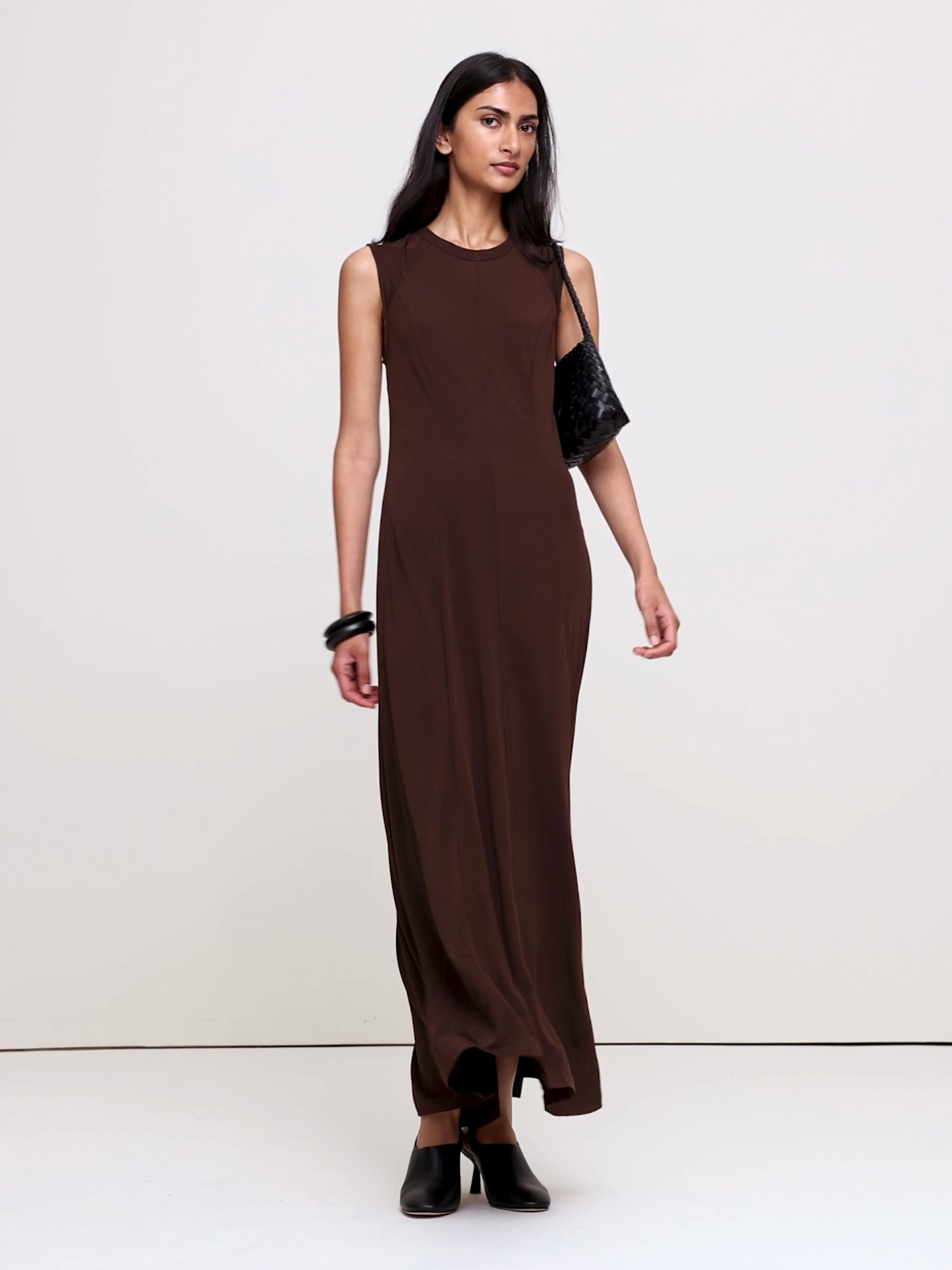 Matte Jersey Paneled Maxi Dress - thumbnail 4