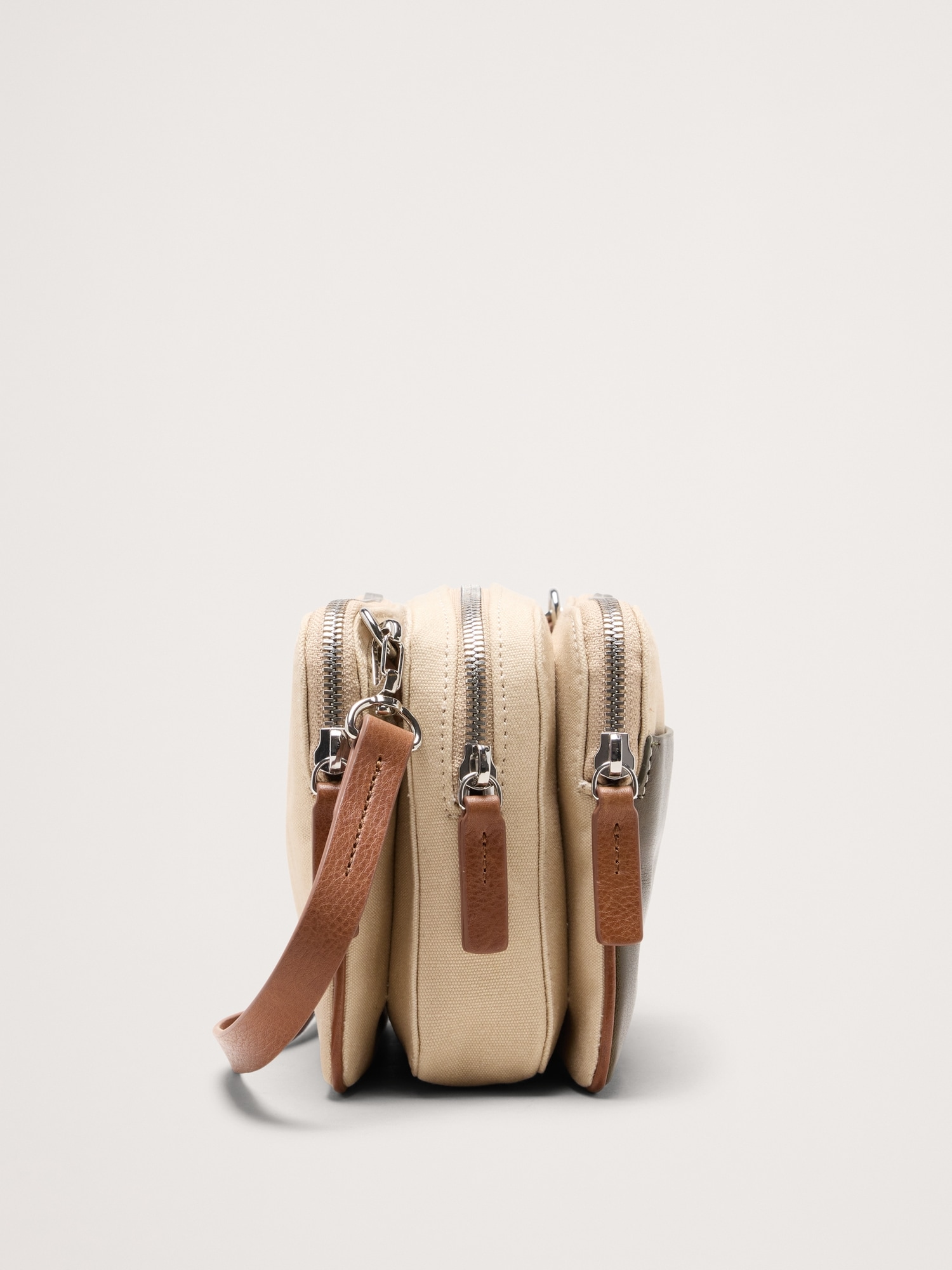 Vida Triple Zip Bag - thumbnail 9