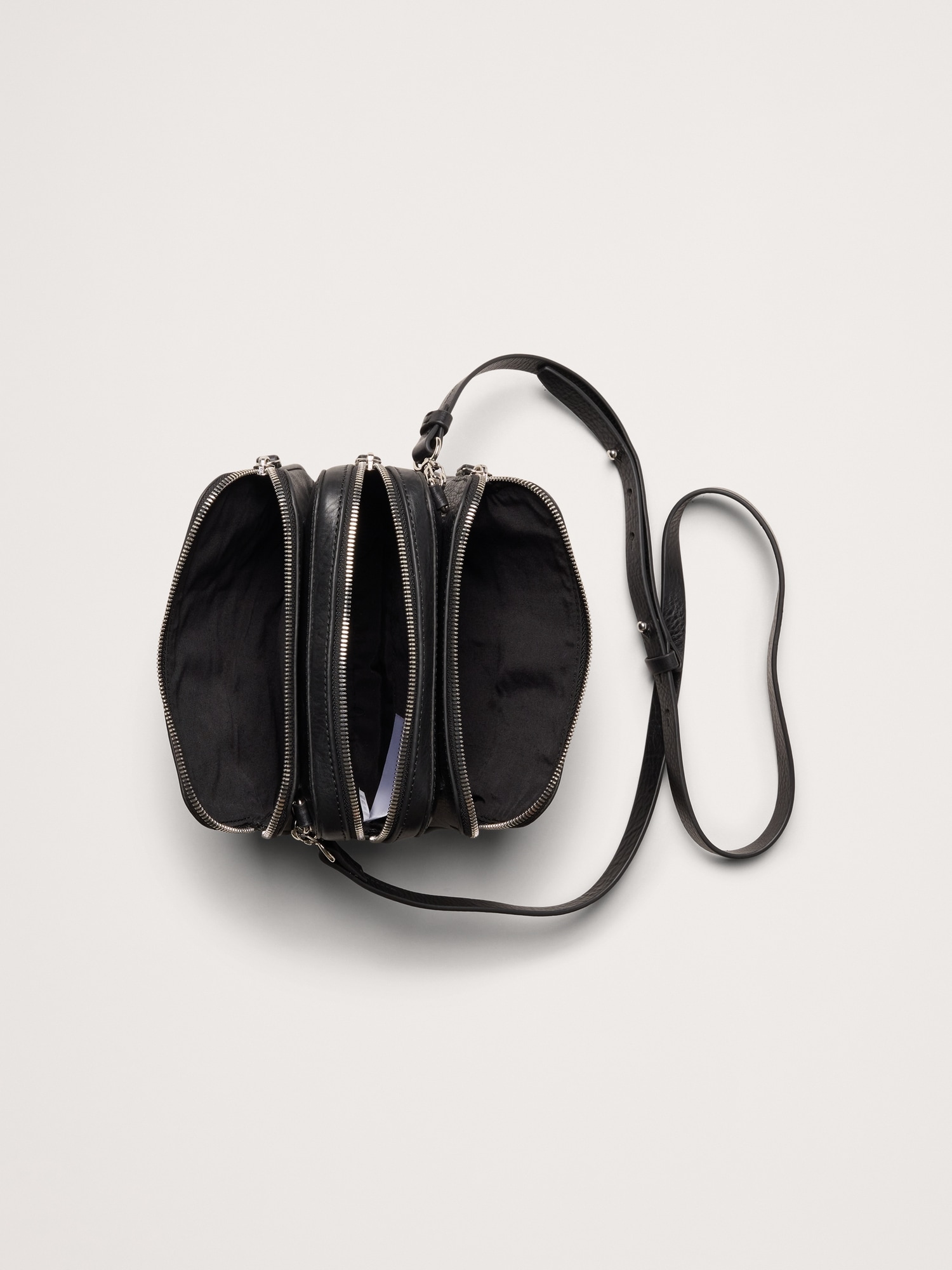 Vida Triple Zip Bag - thumbnail 5