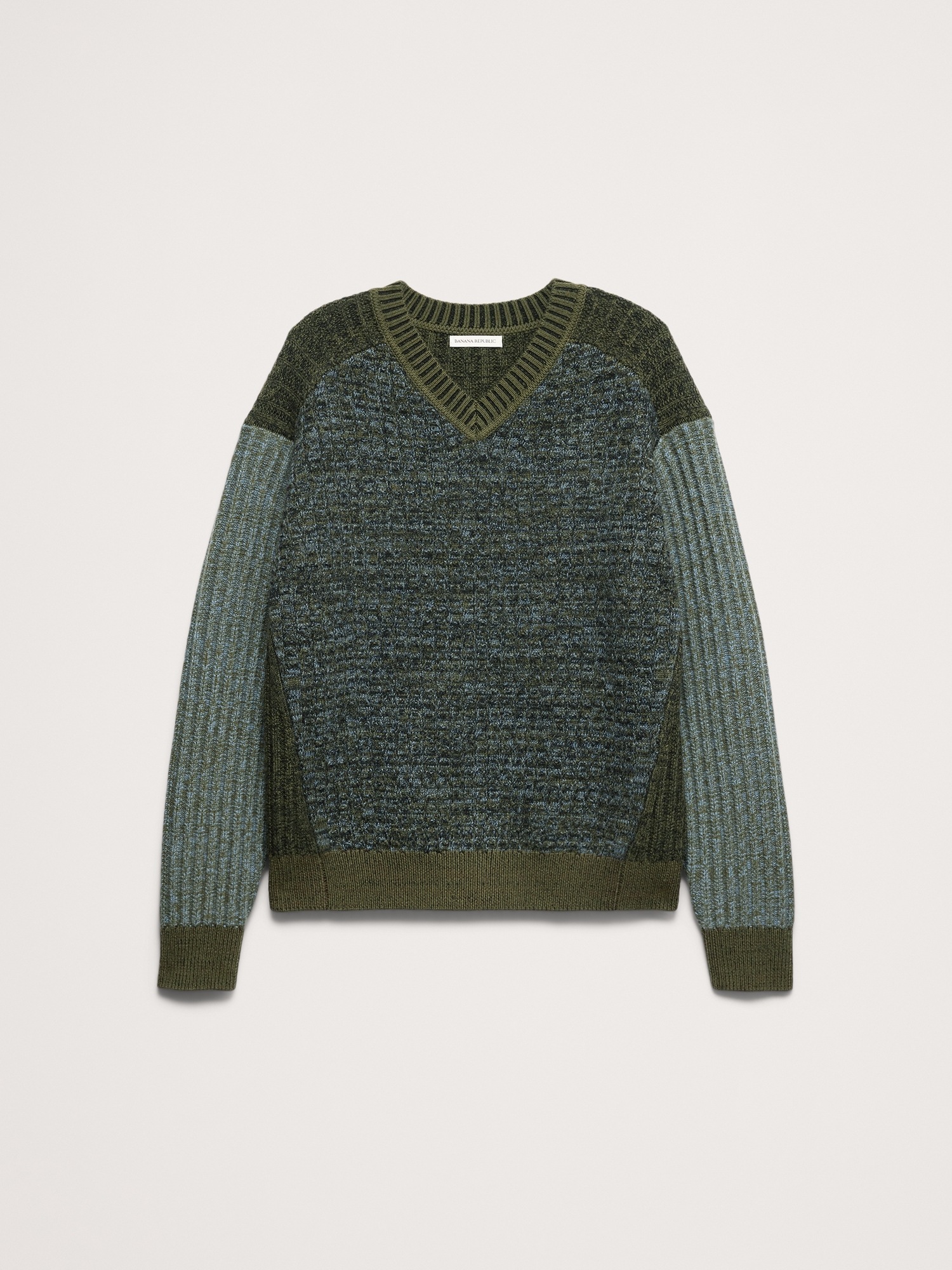 Мужской свитер Banana Republic Merino V-Neck, цвет: Оливковый зелёный — фото 4