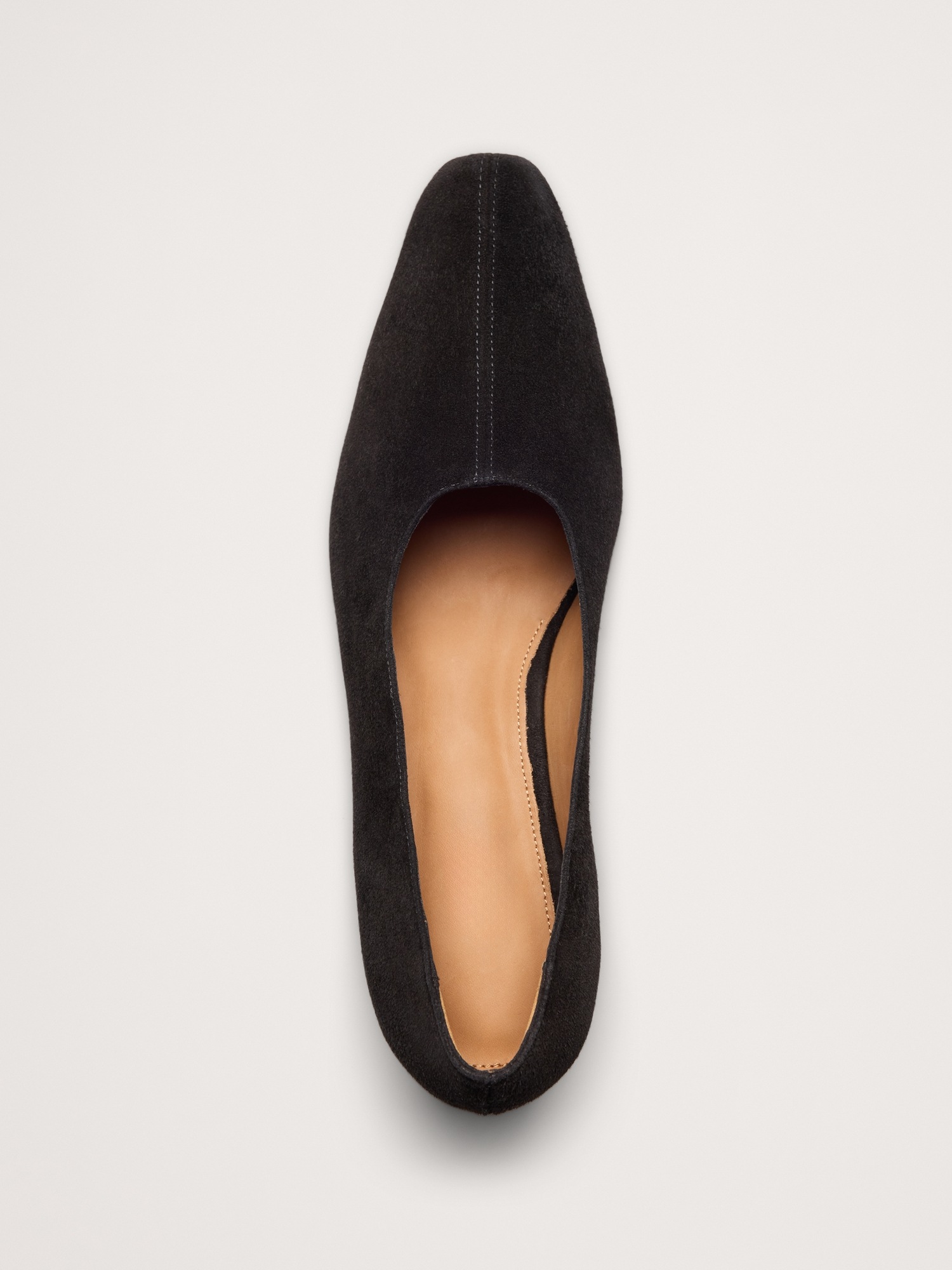 Женские туфли Banana Republic Italian Suede Court Heel, цвет: Чёрный — фото 5